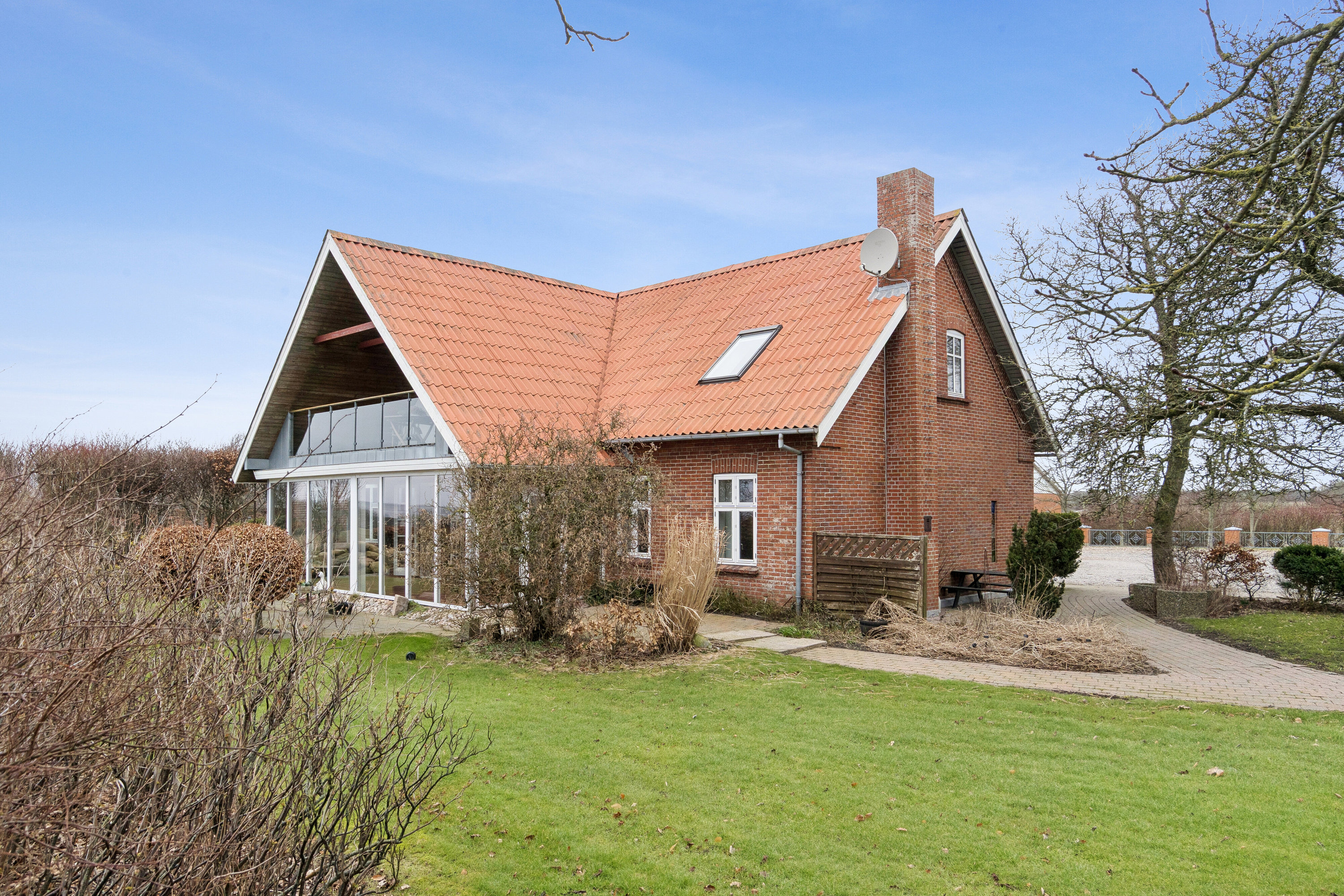 Fremhævet set fra haven billede i fuldskærmstilstand. Billede af Eshøjvej 1, Fårtoft, 7700 Thisted