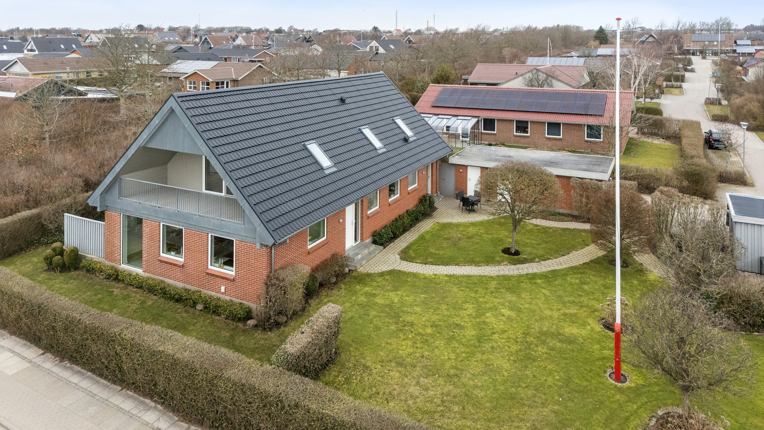 Fremhævet set fra haven billede i fuldskærmstilstand. Billede af Ribesvej 3, 7700 Thisted