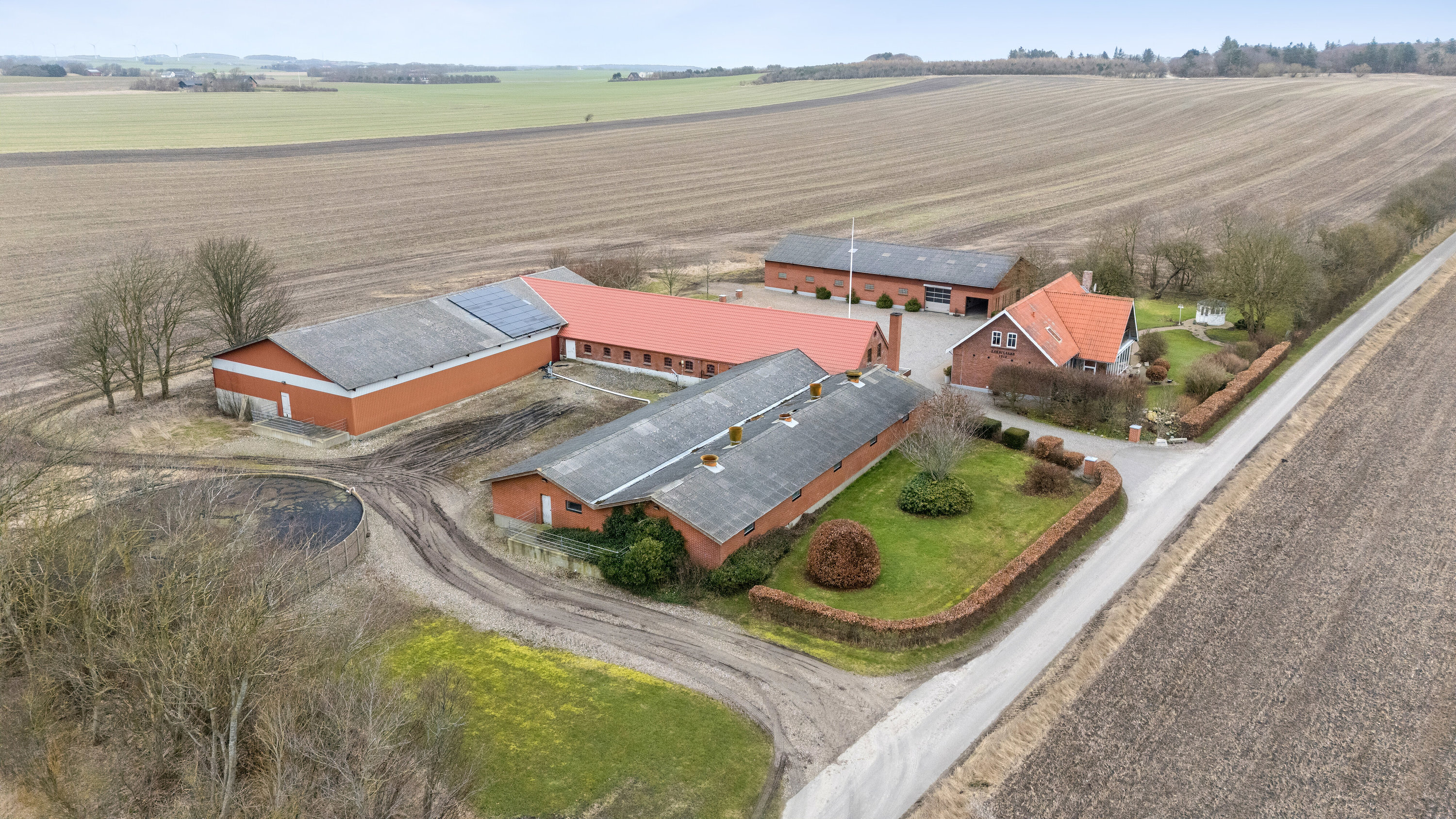Fremhævet luftfoto billede i fuldskærmstilstand. Billede af Eshøjvej 1, Fårtoft, 7700 Thisted