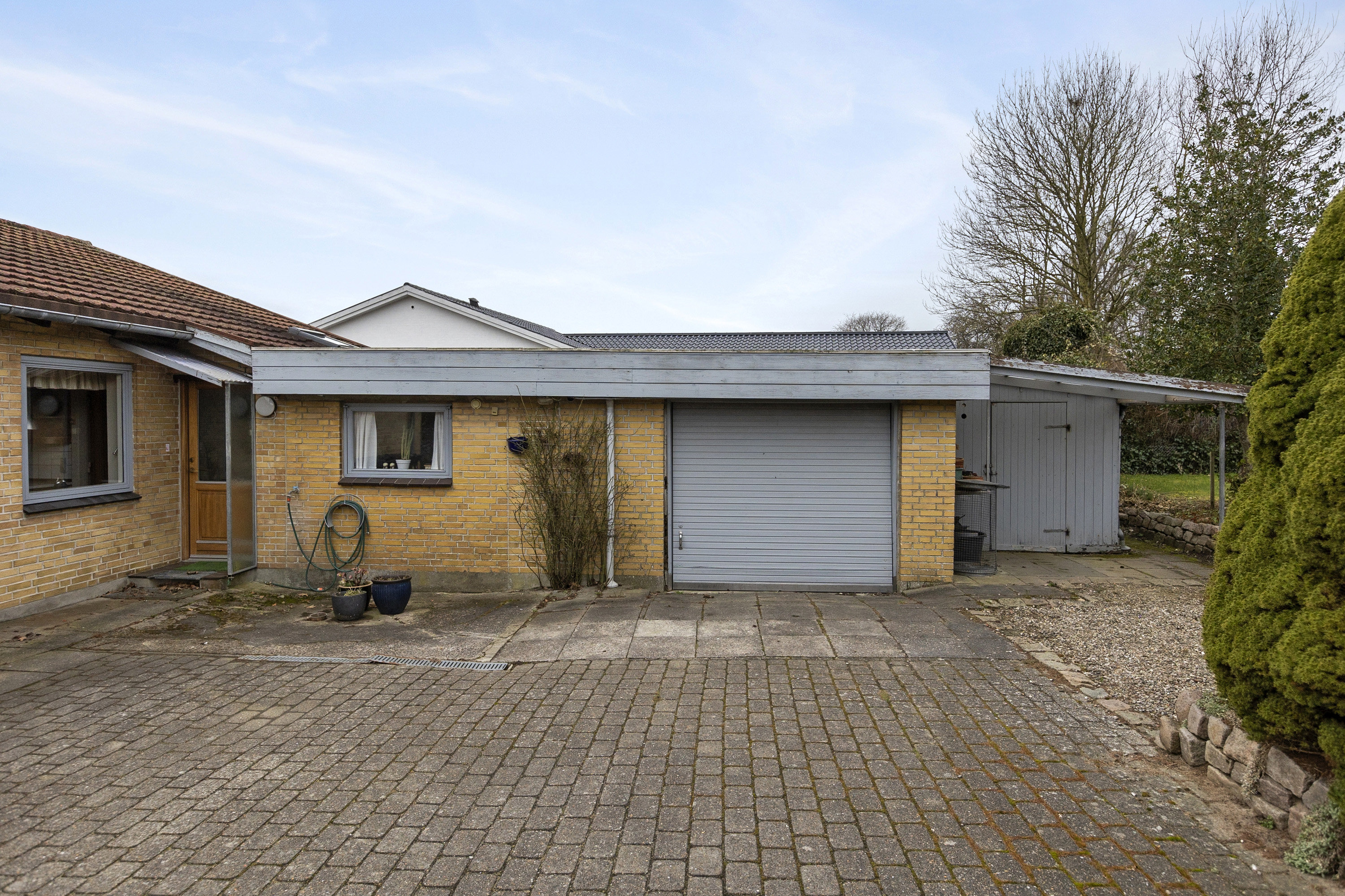 Fremhævet ejendommen billede i fuldskærmstilstand. Billede af Genner Bygade 4, Genner, 6230 Rødekro