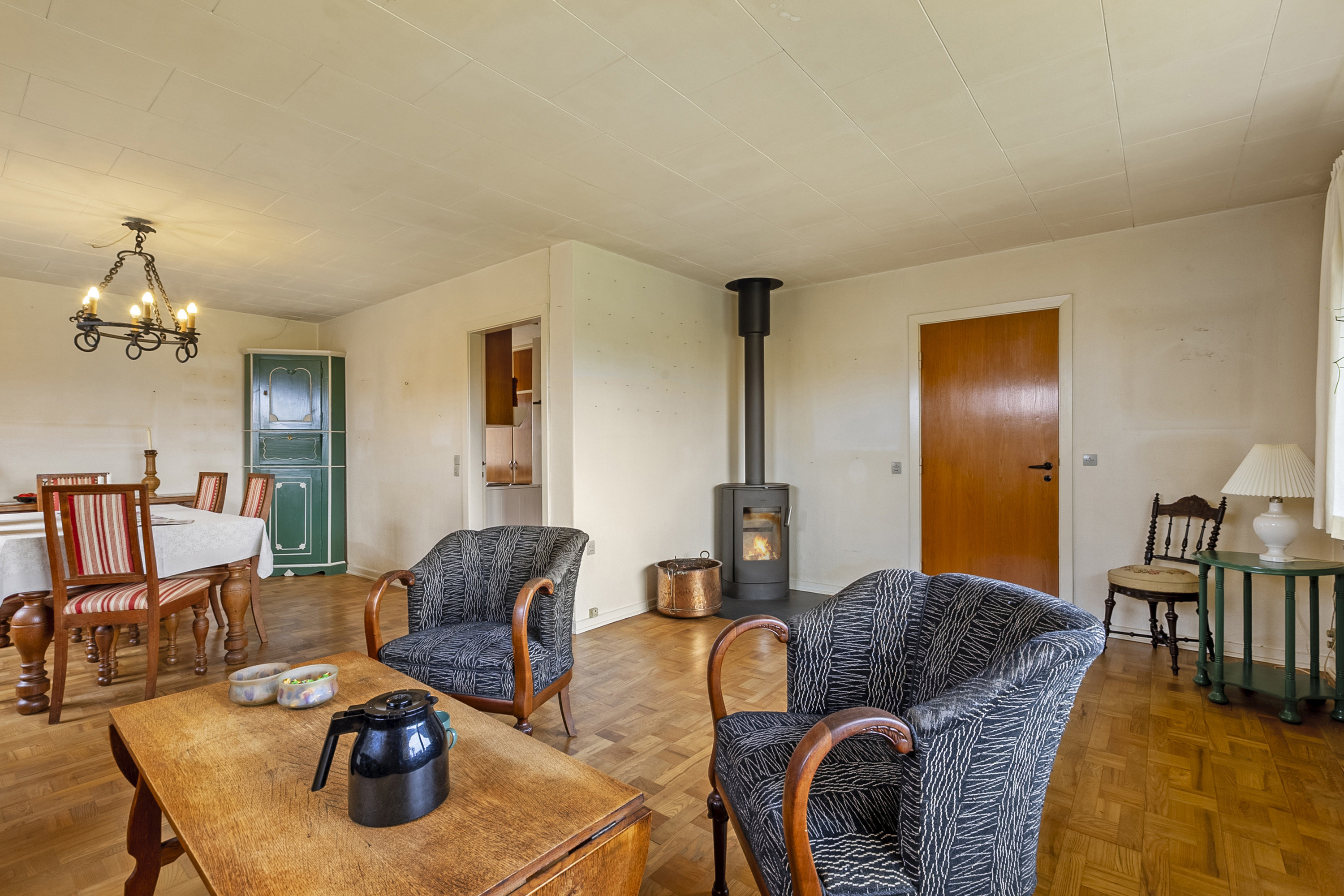 Fremhævet stue billede i fuldskærmstilstand. Billede af Genner Bygade 4, Genner, 6230 Rødekro