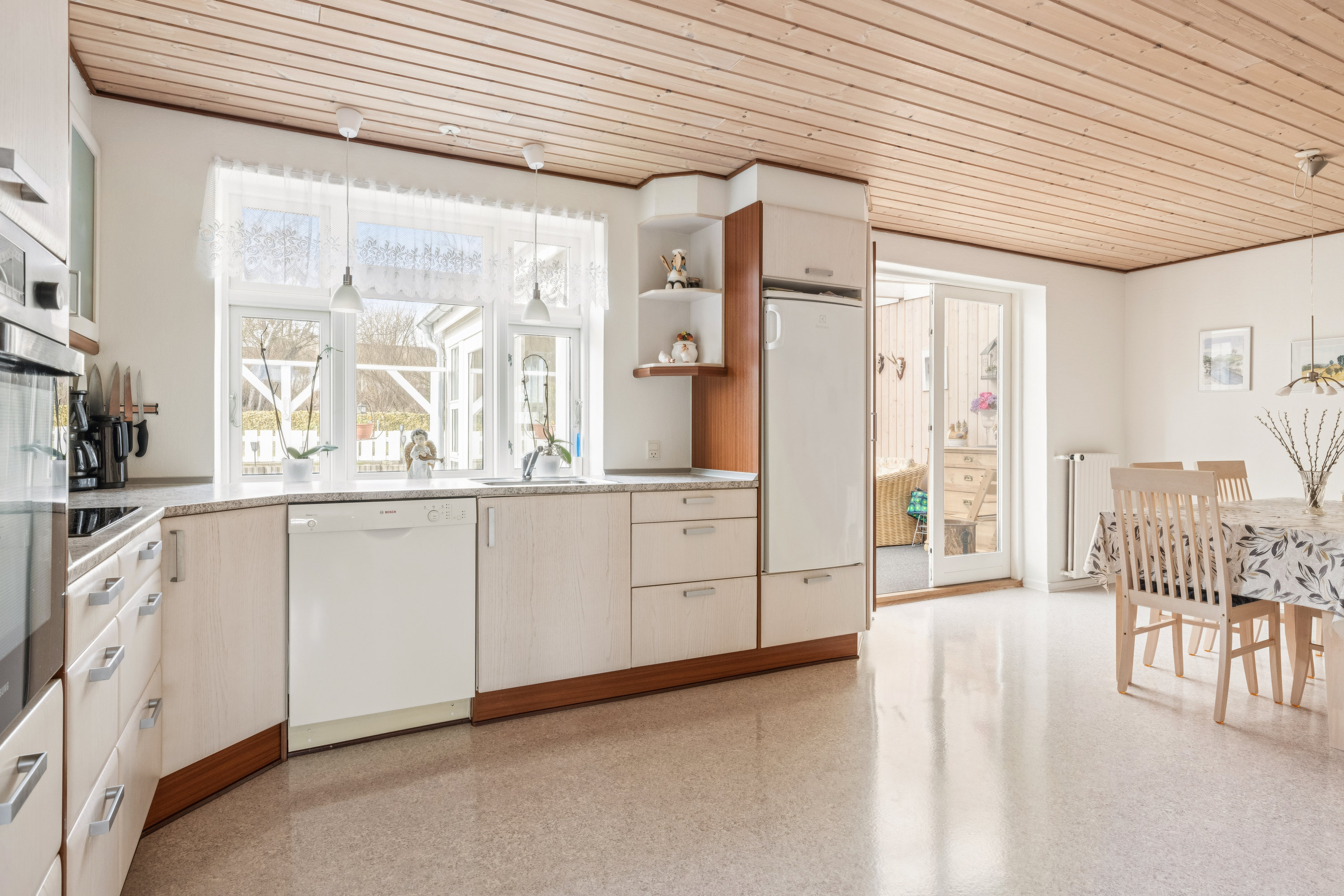 Fremhævet køkken billede i fuldskærmstilstand. Billede af Hemmedvej 49, 8585 Glesborg