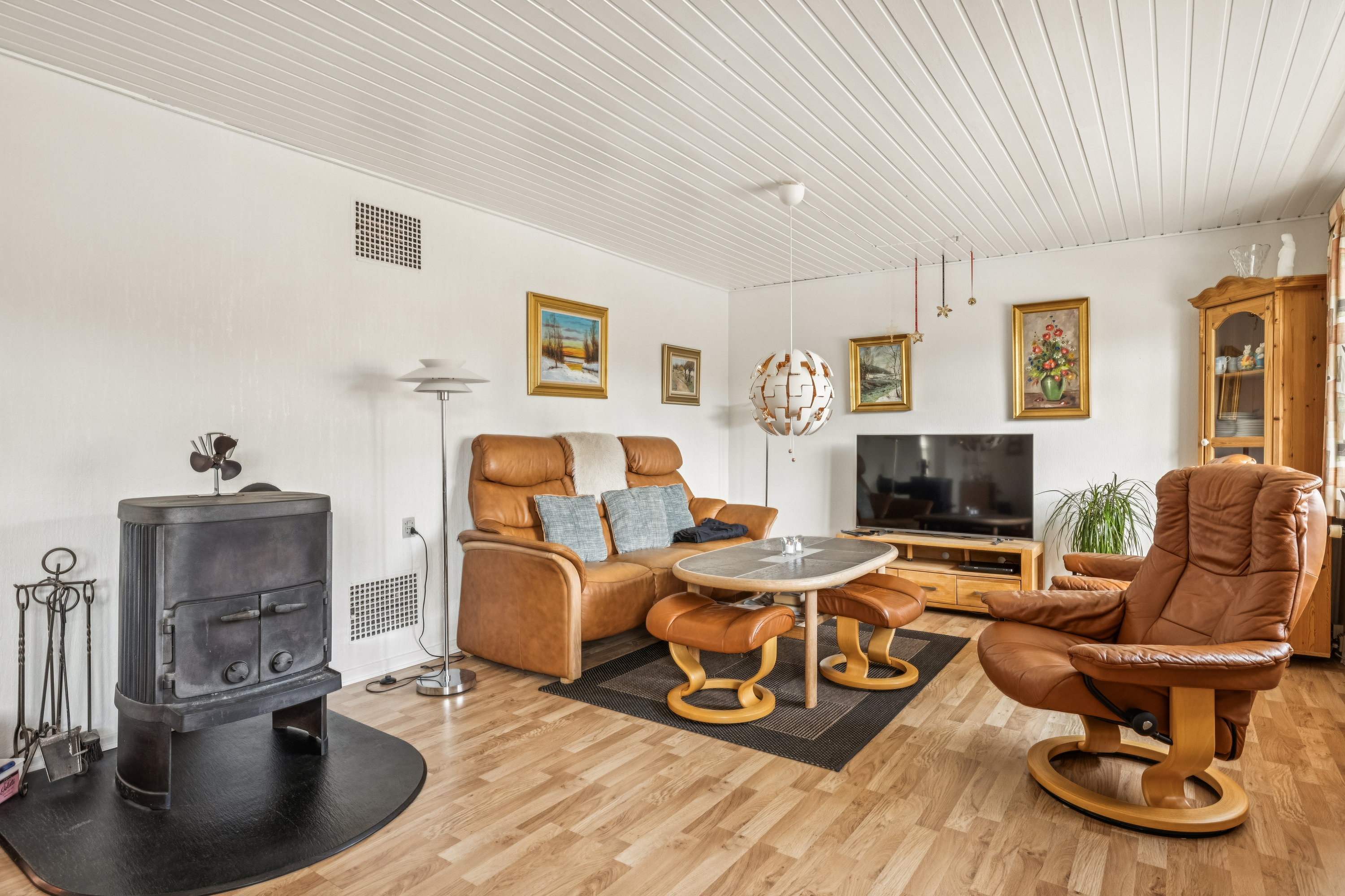 Fremhævet stue billede i fuldskærmstilstand. Billede af Hemmedvej 49, 8585 Glesborg