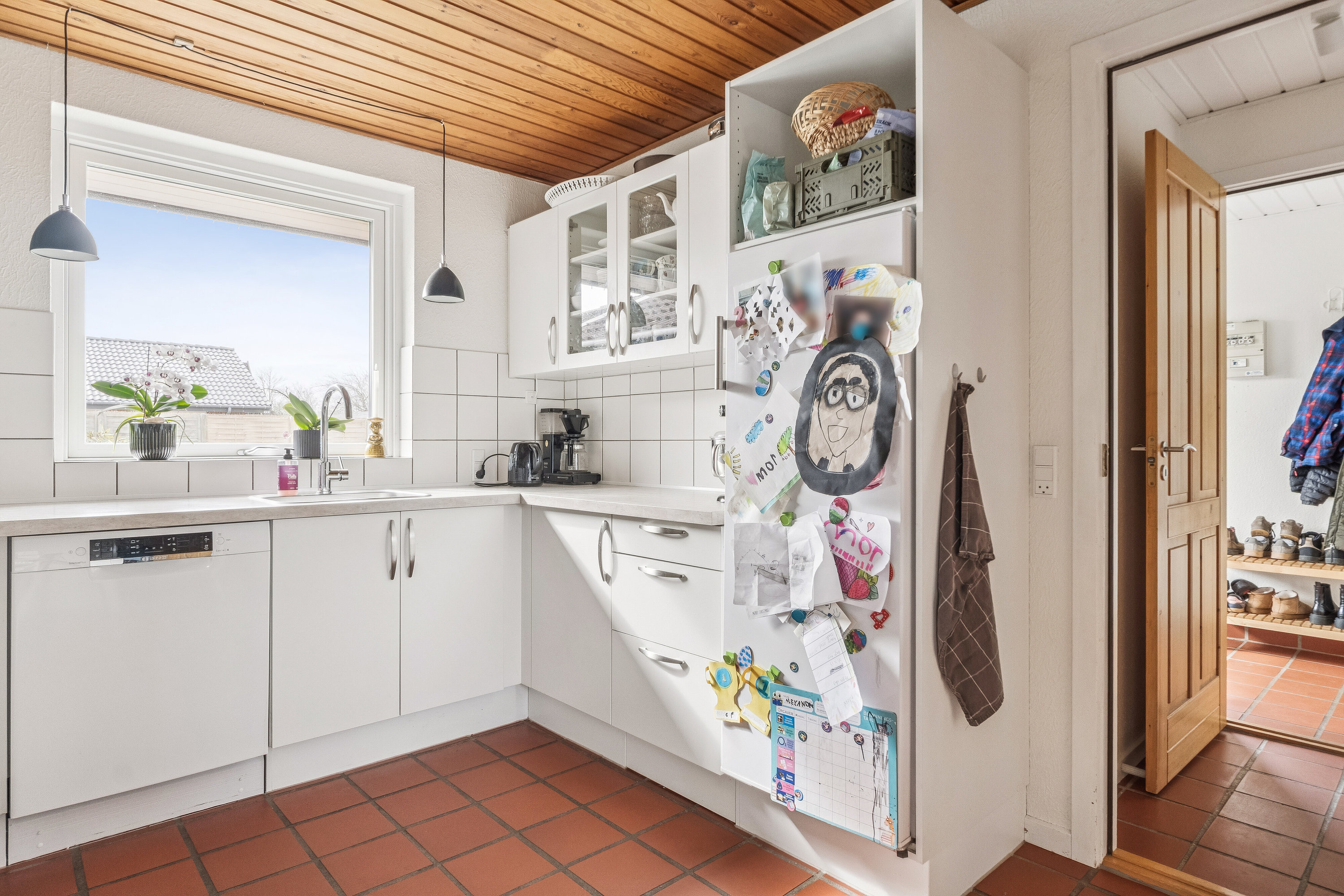 Fremhævet køkken billede i fuldskærmstilstand. Billede af Ulstedboparken 8, 9870 Sindal