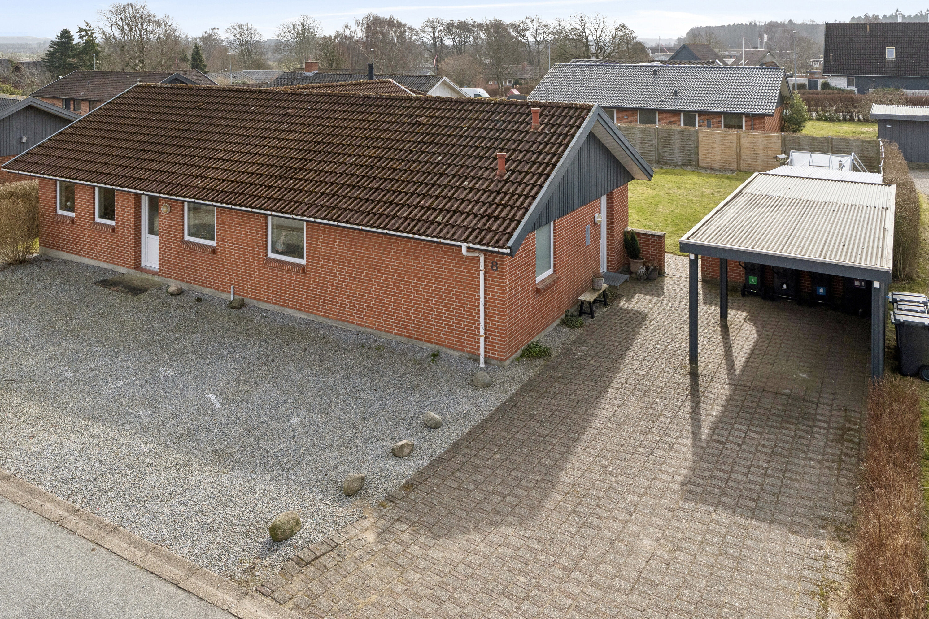 Fremhævet set fra haven billede i fuldskærmstilstand. Billede af Ulstedboparken 8, 9870 Sindal