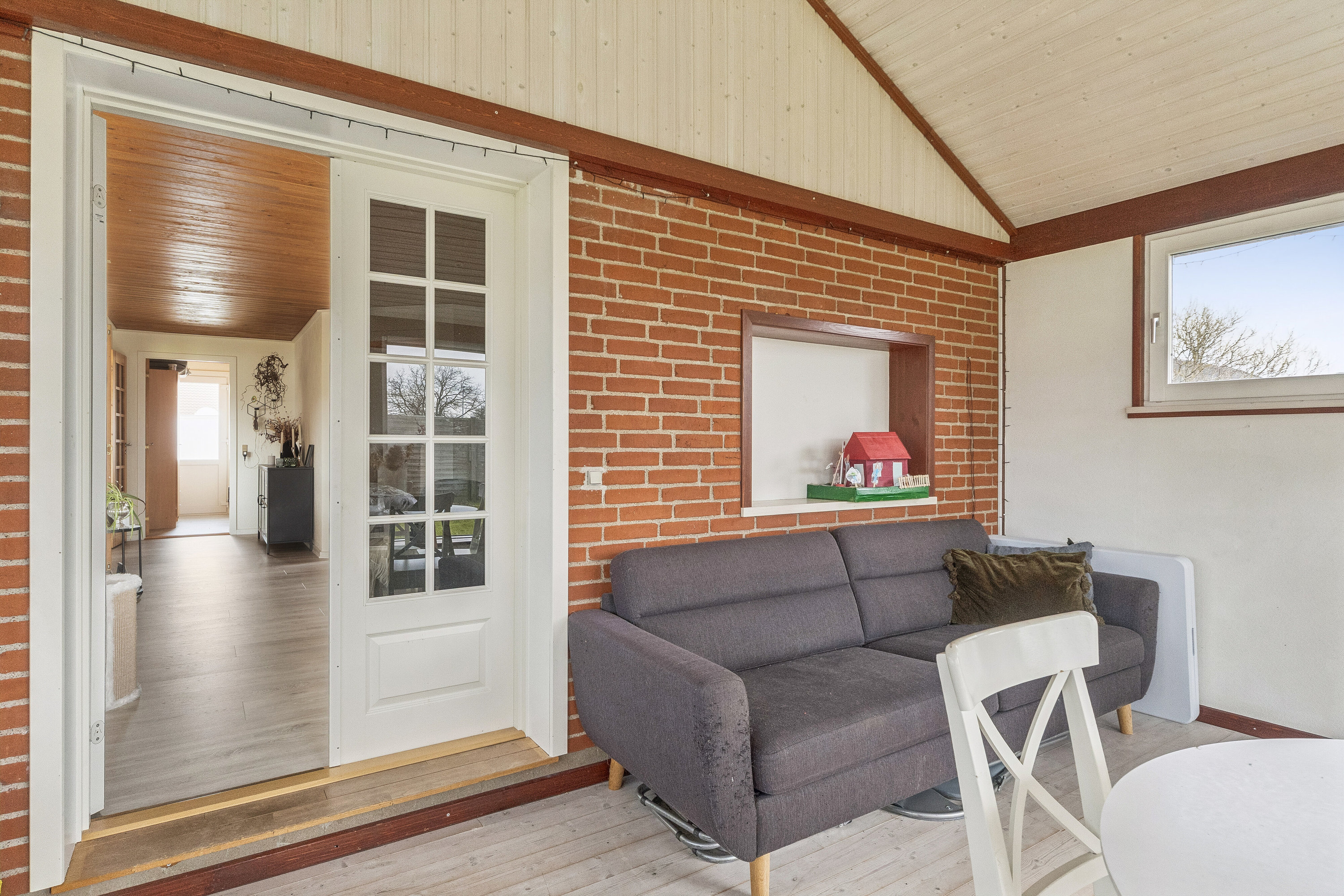 Fremhævet indendørs billede i fuldskærmstilstand. Billede af Ulstedboparken 8, 9870 Sindal