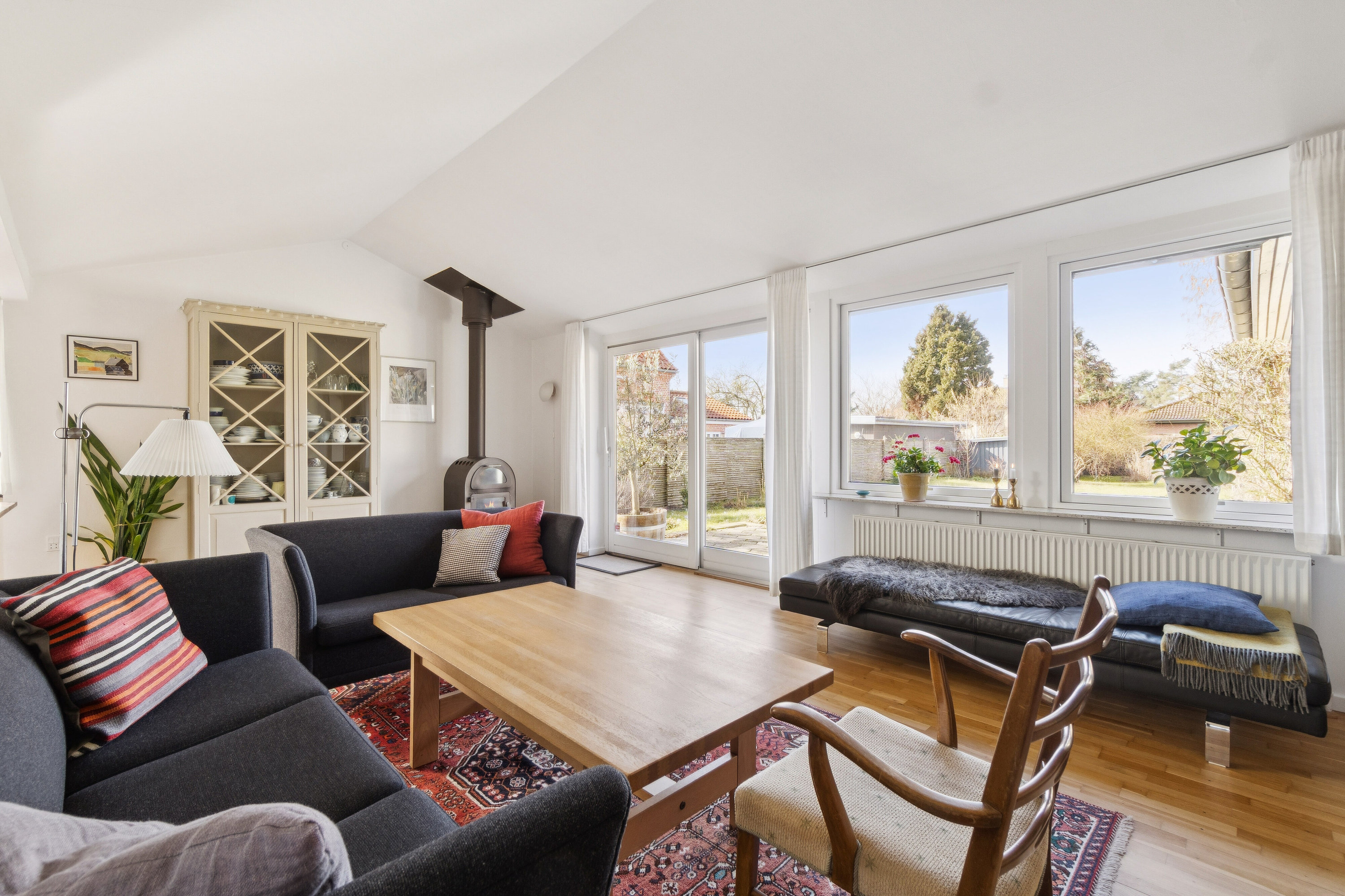 Fremhævet stue billede i fuldskærmstilstand. Billede af Nordre Kystagervej 38, 2650 Hvidovre