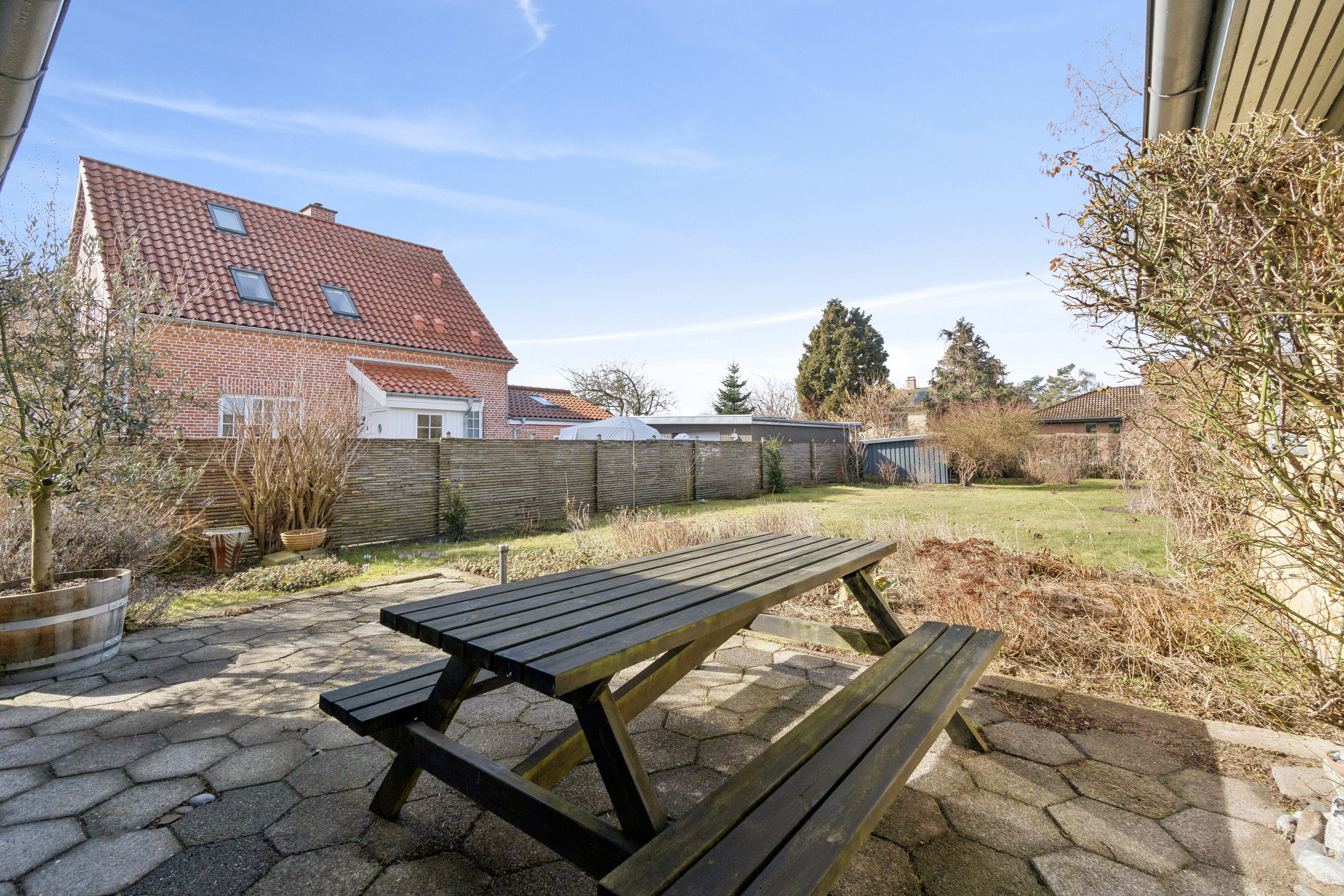 Fremhævet terrasse billede i fuldskærmstilstand. Billede af Nordre Kystagervej 38, 2650 Hvidovre