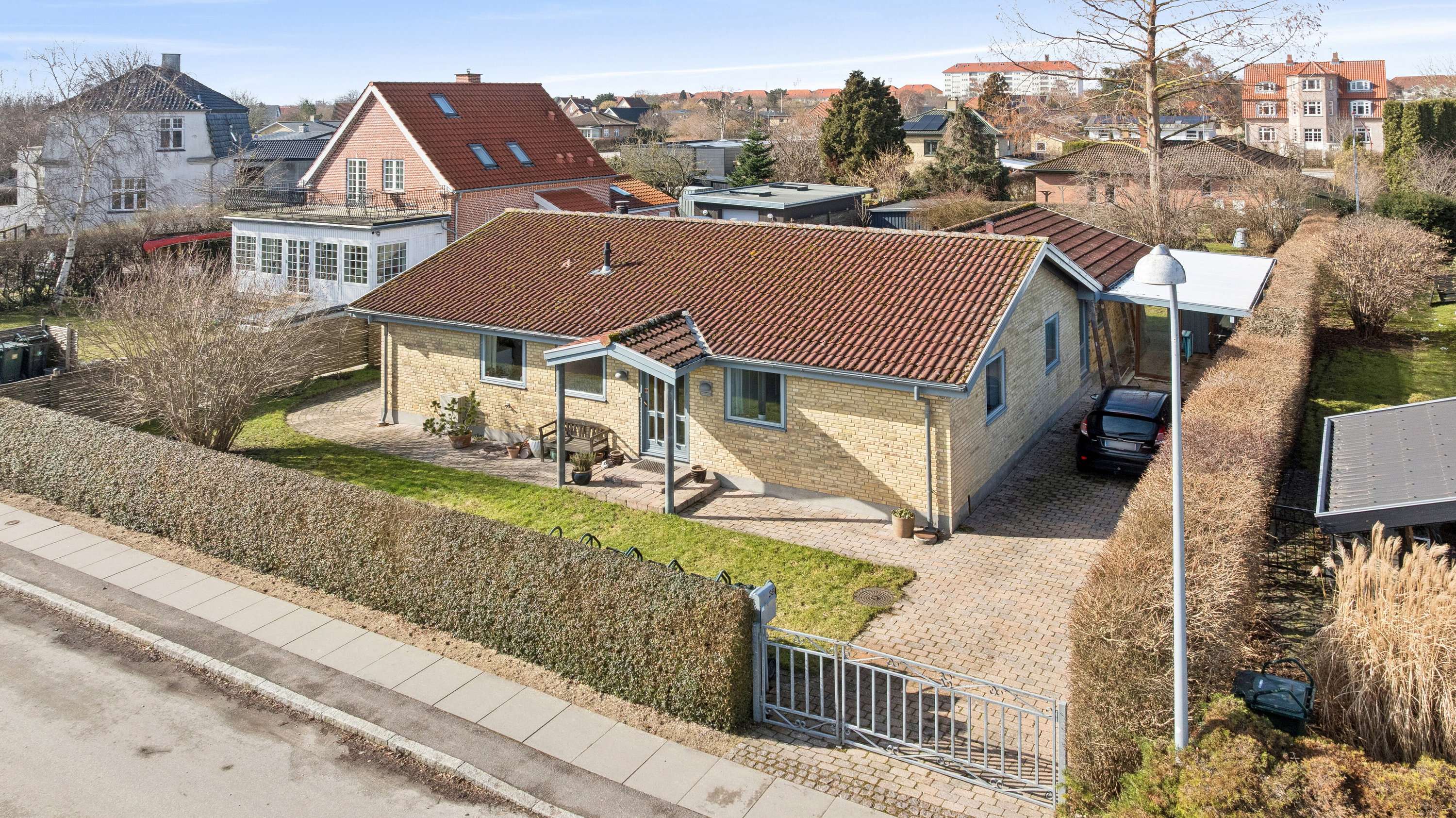 Fremhævet set fra haven billede i fuldskærmstilstand. Billede af Nordre Kystagervej 38, 2650 Hvidovre