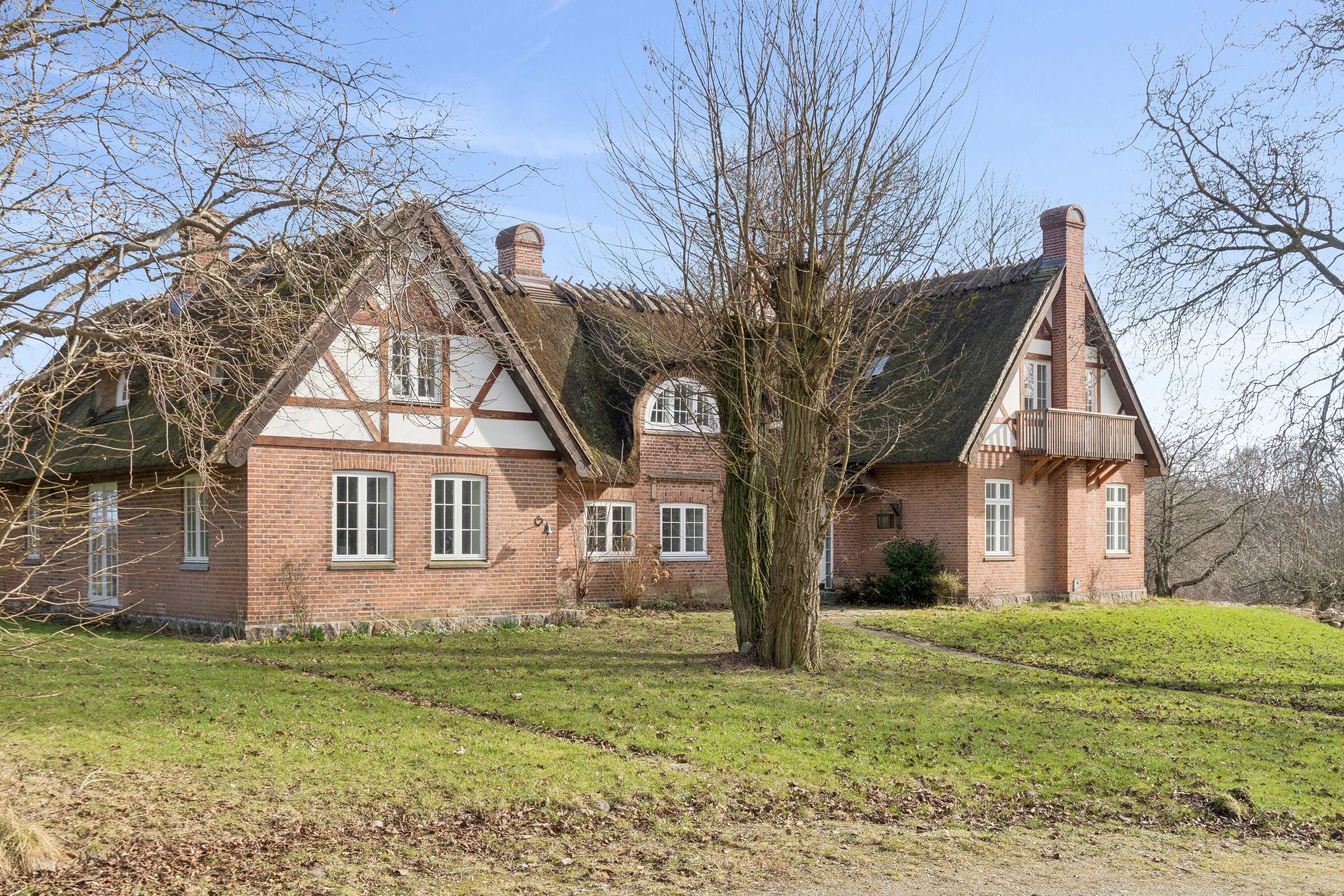 Fremhævet set fra haven billede i fuldskærmstilstand. Billede af Højbjerggårdsvej 63, Øverød, 2840 Holte