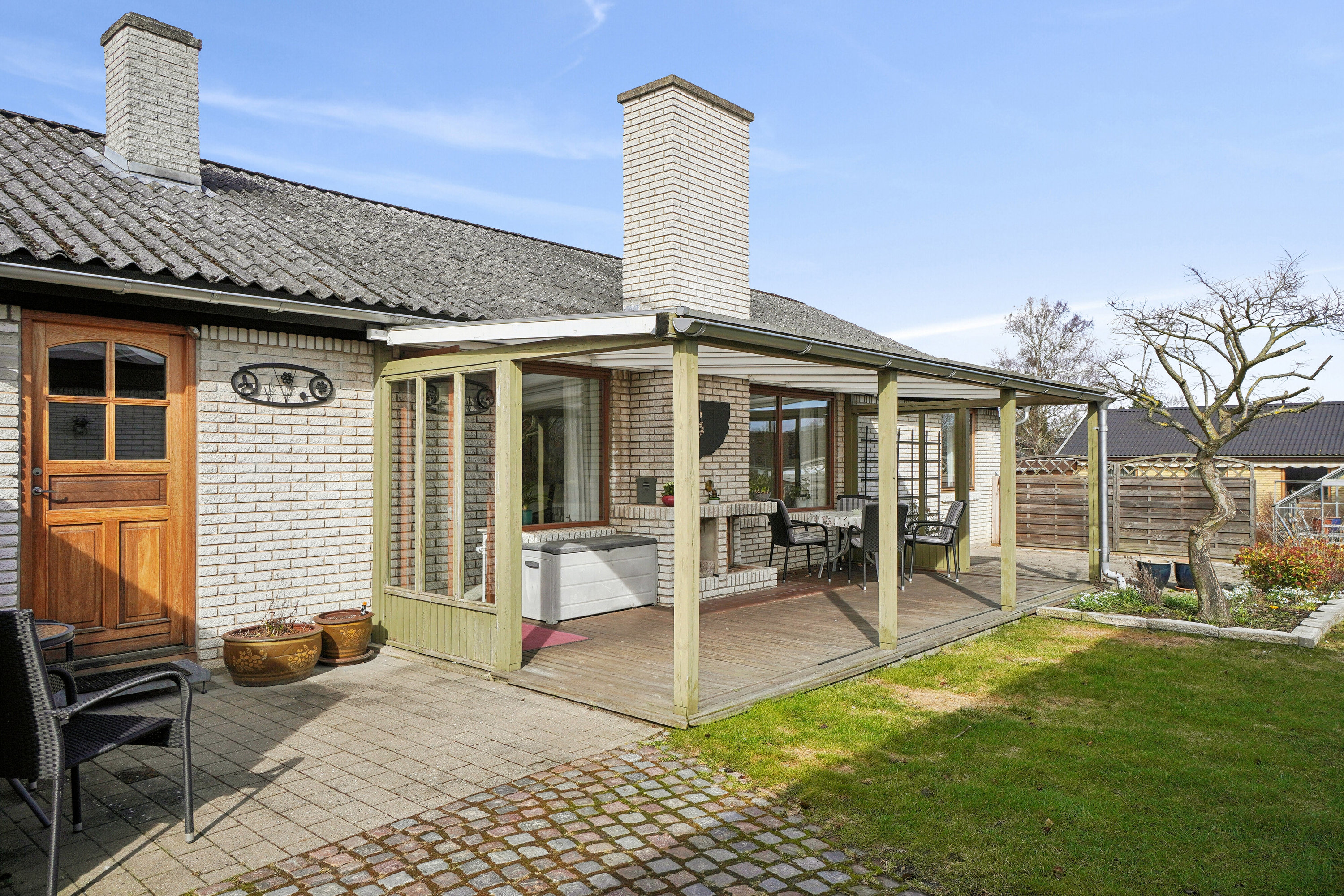 Fremhævet overdækket terrasse billede i fuldskærmstilstand. Billede af Femkløvervej 7, 3310 Ølsted