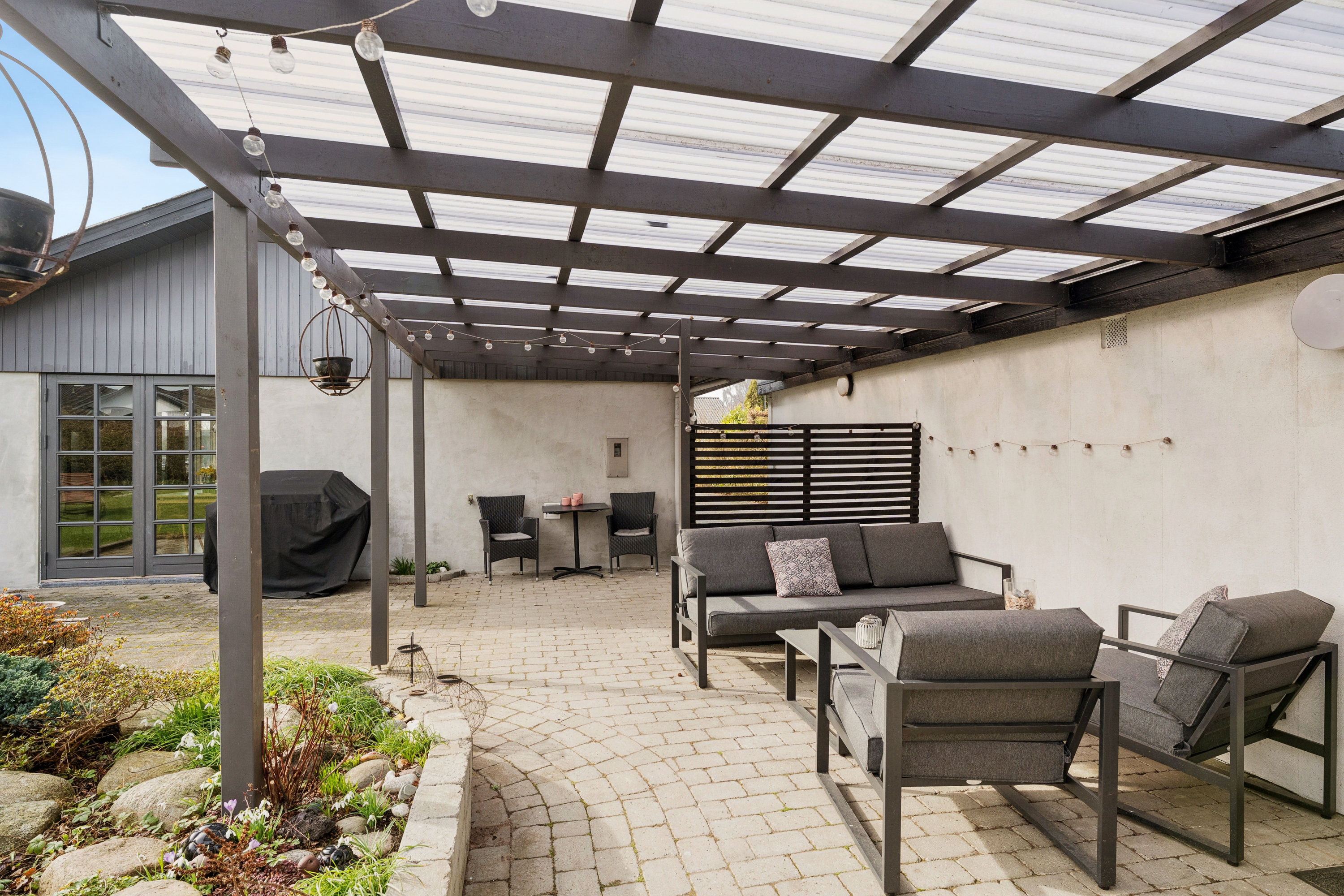 Fremhævet terrasse billede i fuldskærmstilstand. Billede af Kornagervej 28, 8920 Randers NV