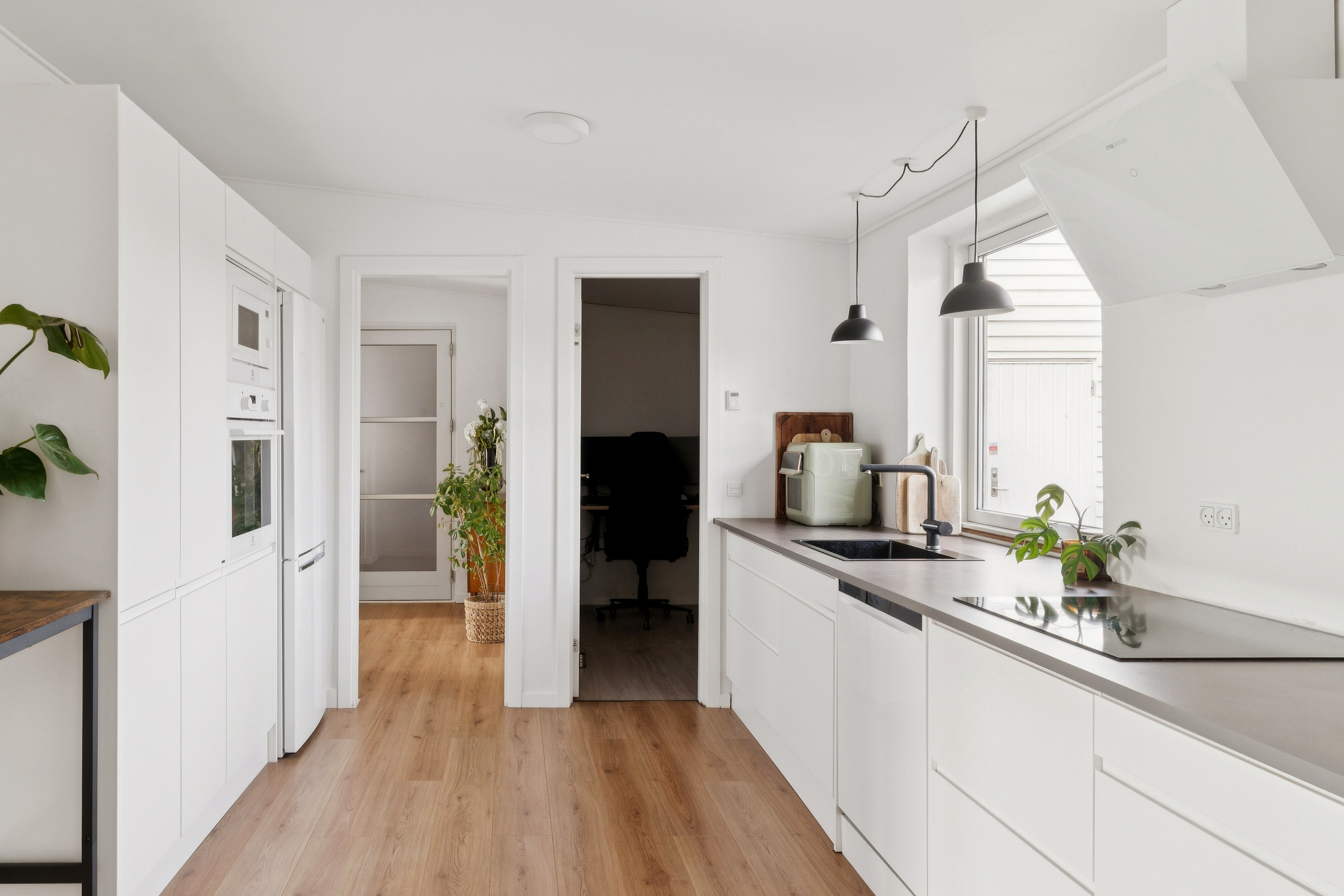 Fremhævet køkken billede i fuldskærmstilstand. Billede af Bøgevej 14, Fensmark, 4684 Holmegaard