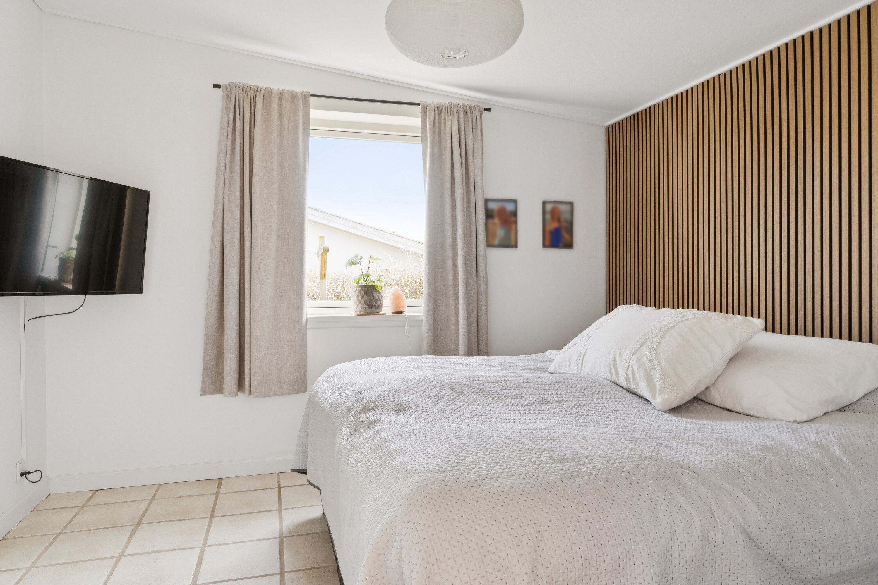 Fremhævet soveværelse billede i fuldskærmstilstand. Billede af Bøgevej 14, Fensmark, 4684 Holmegaard