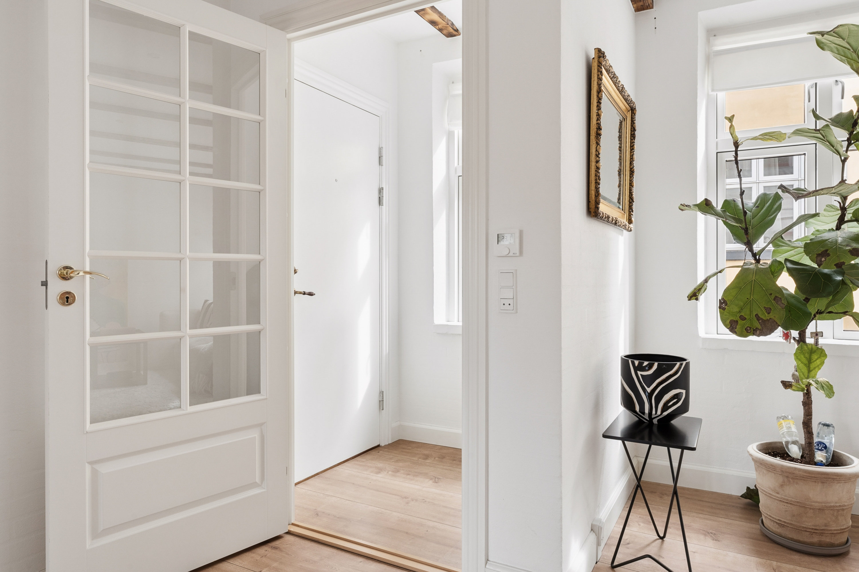 Fremhævet gang billede i fuldskærmstilstand. Billede af Østergravensgade 12, 1. th., 9000 Aalborg