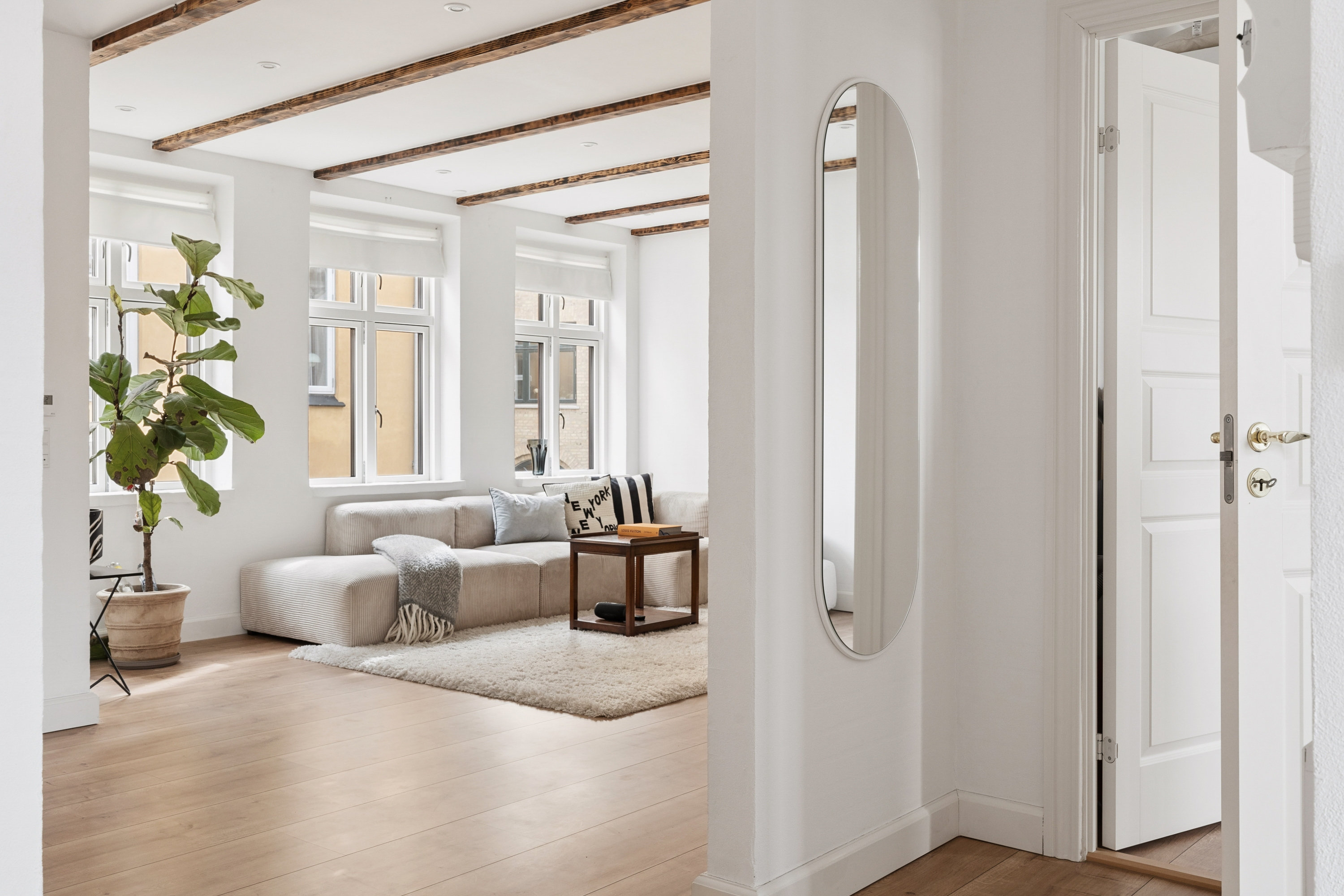 Fremhævet stue billede i fuldskærmstilstand. Billede af Østergravensgade 12, 1. th., 9000 Aalborg