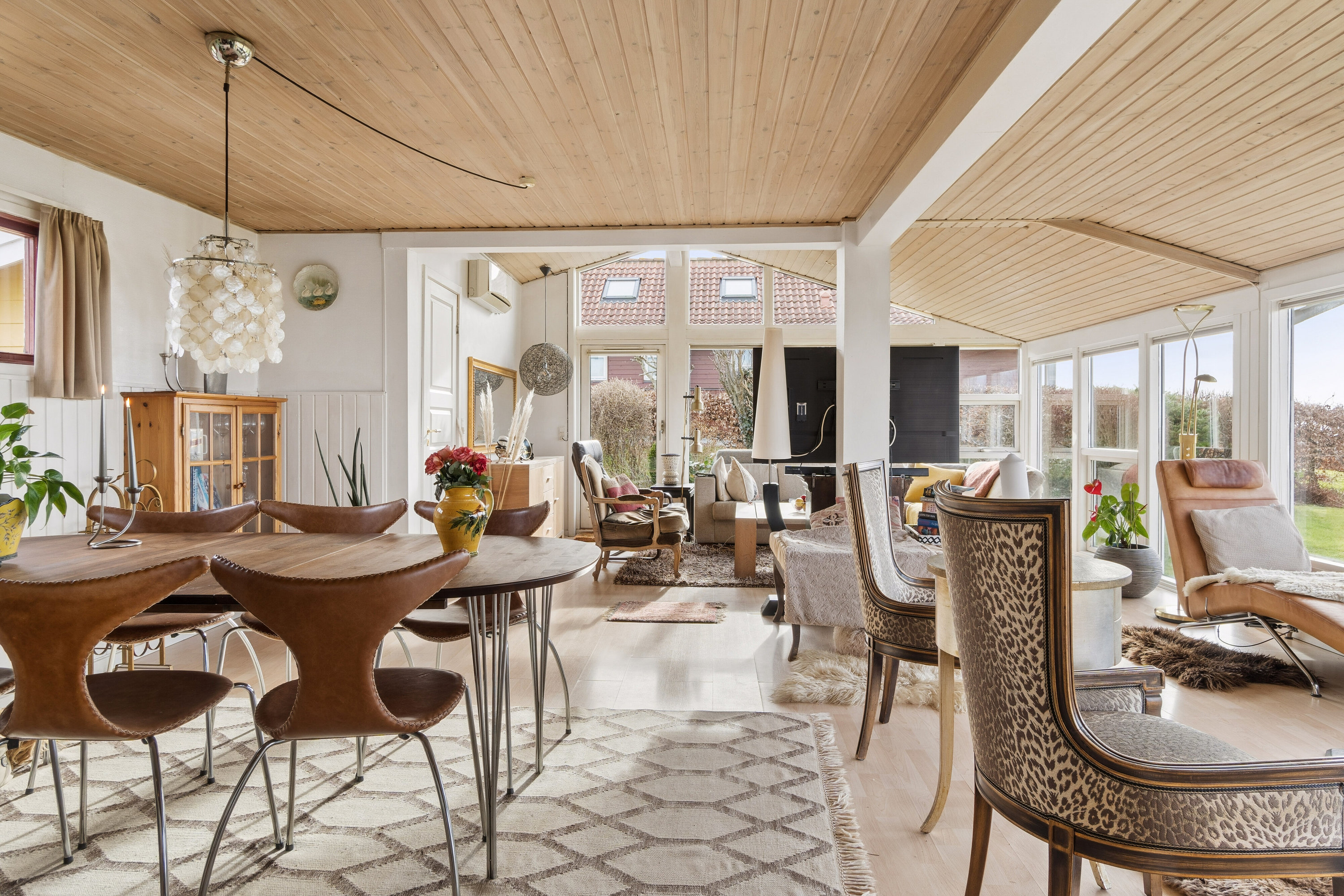 Fremhævet spisestue billede i fuldskærmstilstand. Billede af Kløverbakken 5, Ordrup, 4540 Fårevejle