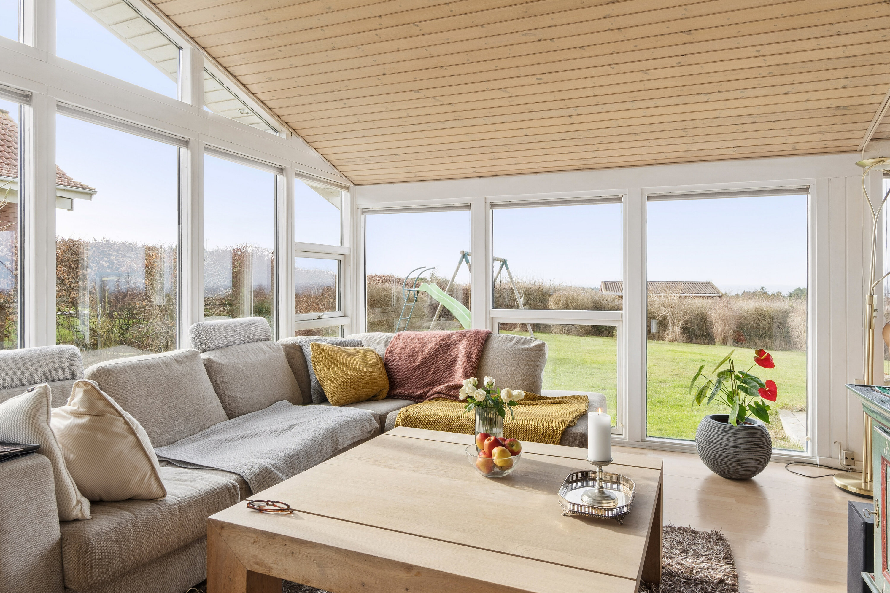 Fremhævet stue billede i fuldskærmstilstand. Billede af Kløverbakken 5, Ordrup, 4540 Fårevejle