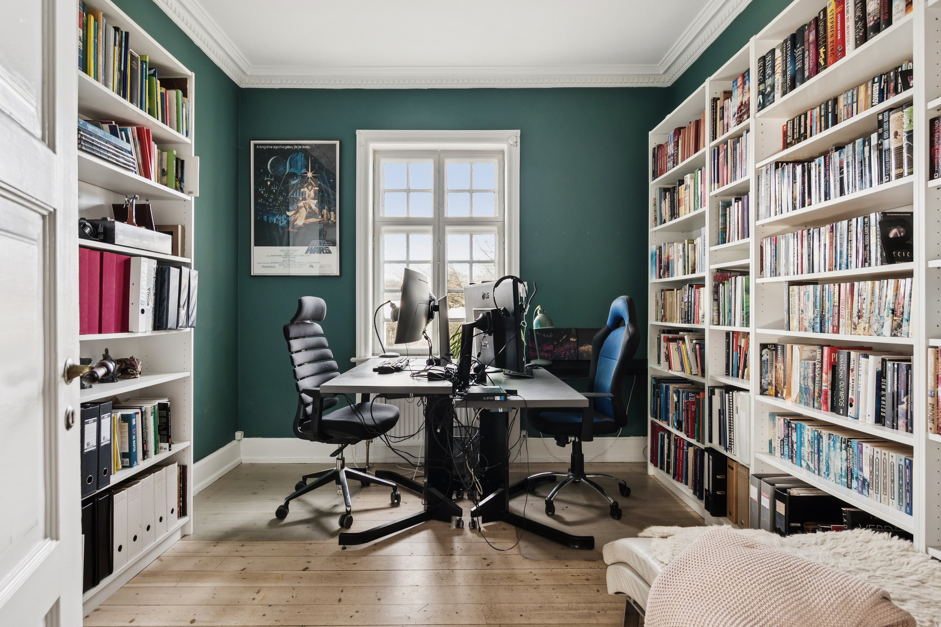 Fremhævet stue billede i fuldskærmstilstand. Billede af Bogenæsvej 3, 2700 Brønshøj