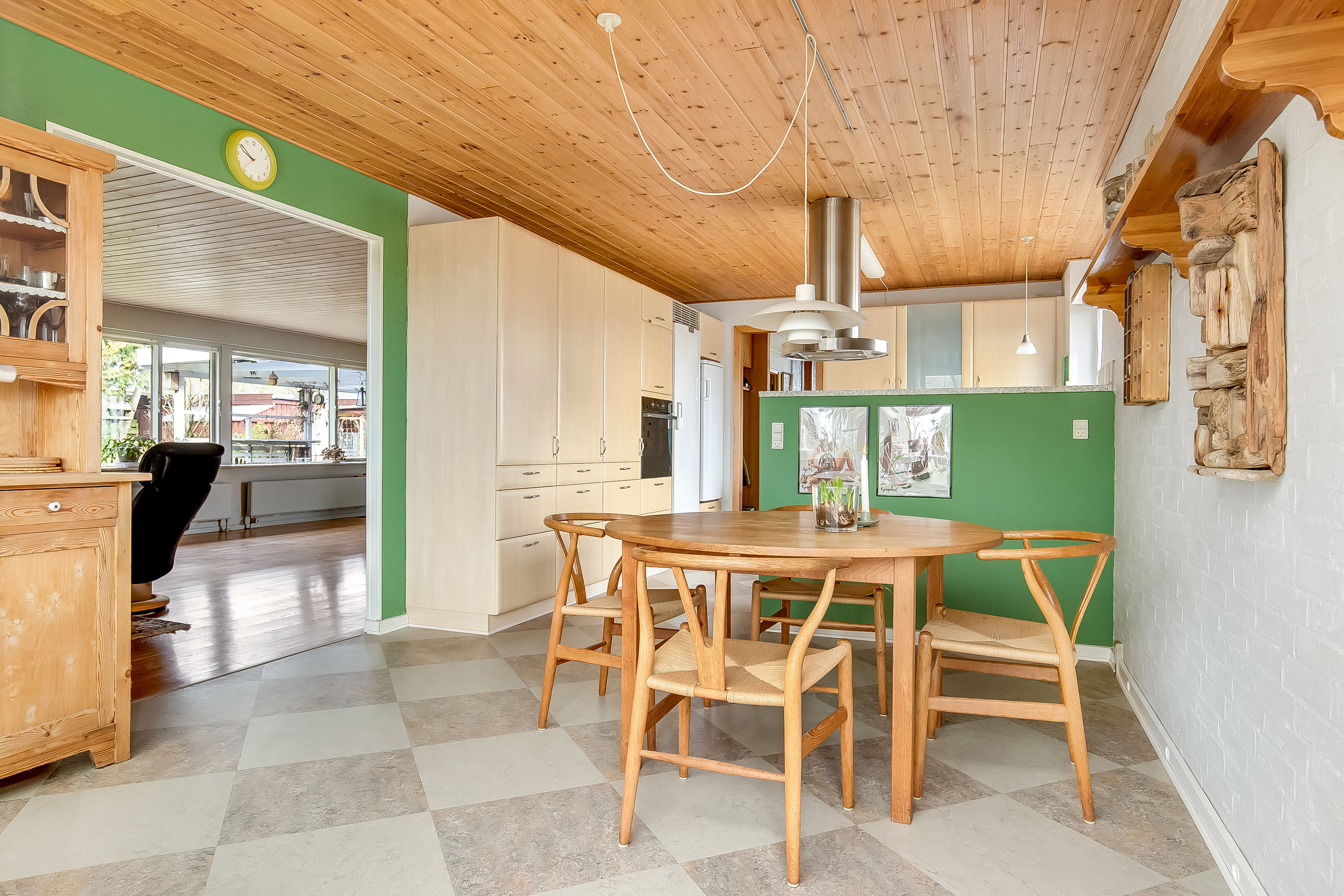 Fremhævet alrum billede i fuldskærmstilstand. Billede af Augustvænget 20, Bramdrupdam, 6000 Kolding