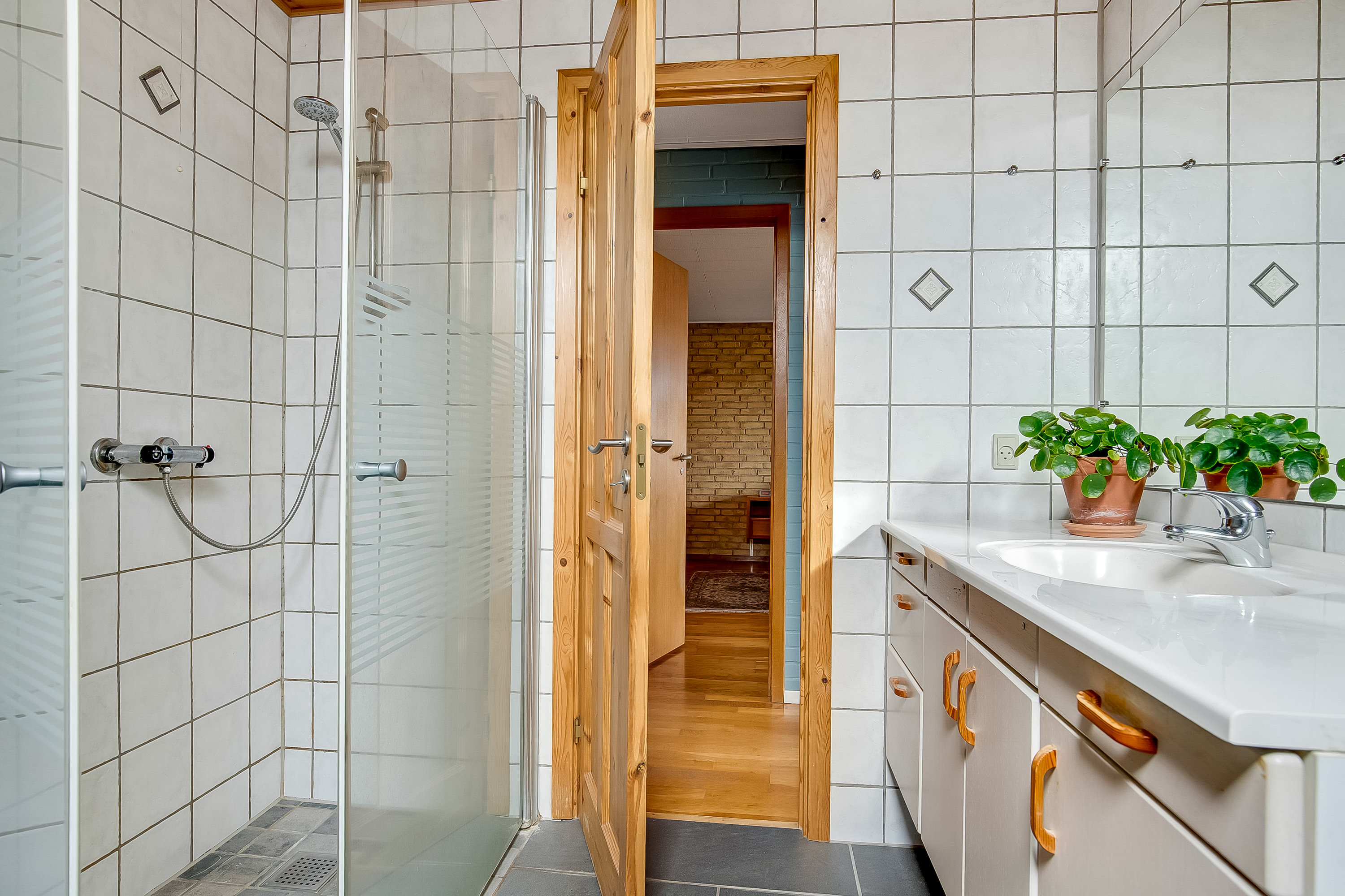 Fremhævet badeværelse billede i fuldskærmstilstand. Billede af Augustvænget 20, Bramdrupdam, 6000 Kolding