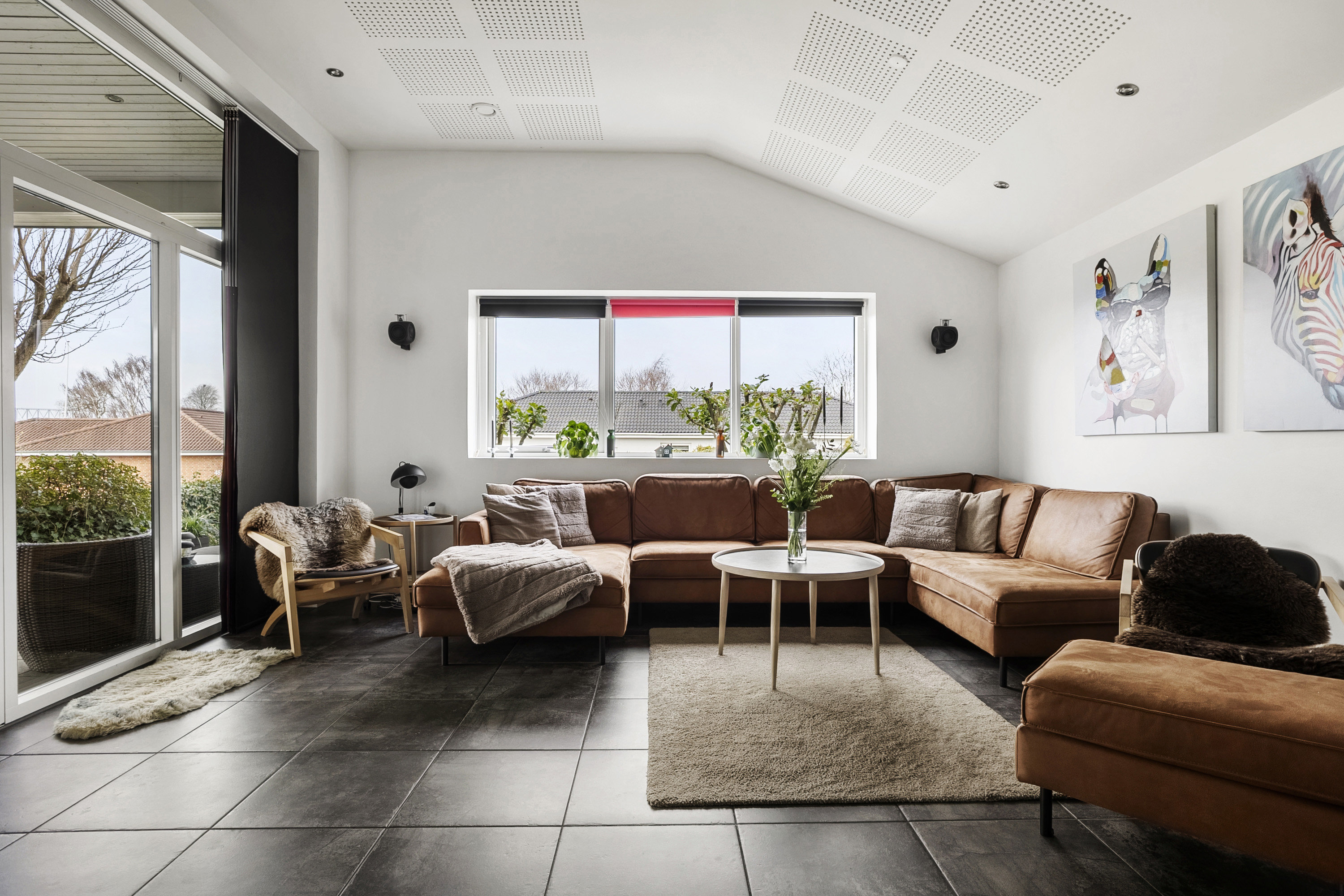 Fremhævet stue billede i fuldskærmstilstand. Billede af Lillenæs 54, Snoghøj, 7000 Fredericia