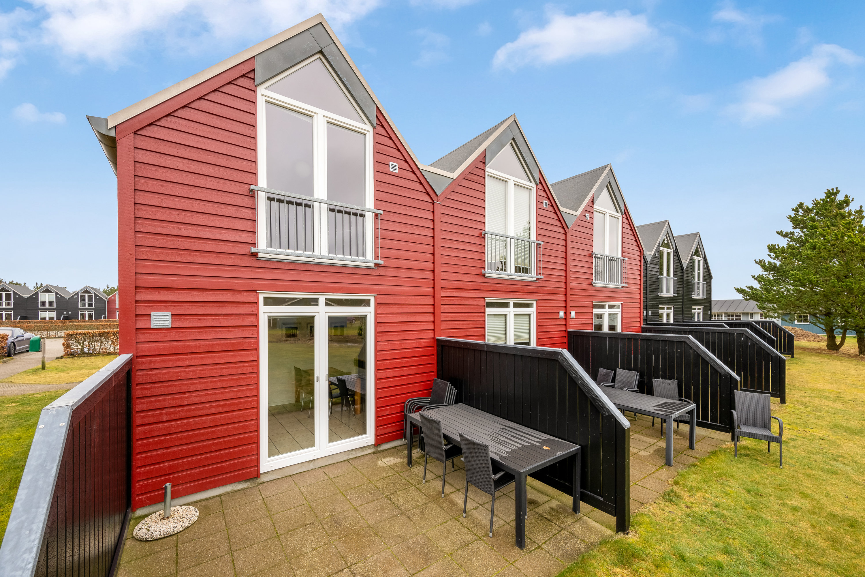 Fremhævet terrasse billede i fuldskærmstilstand. Billede af Lønne Feriepark 132F, Lønne, 6830 Nørre Nebel