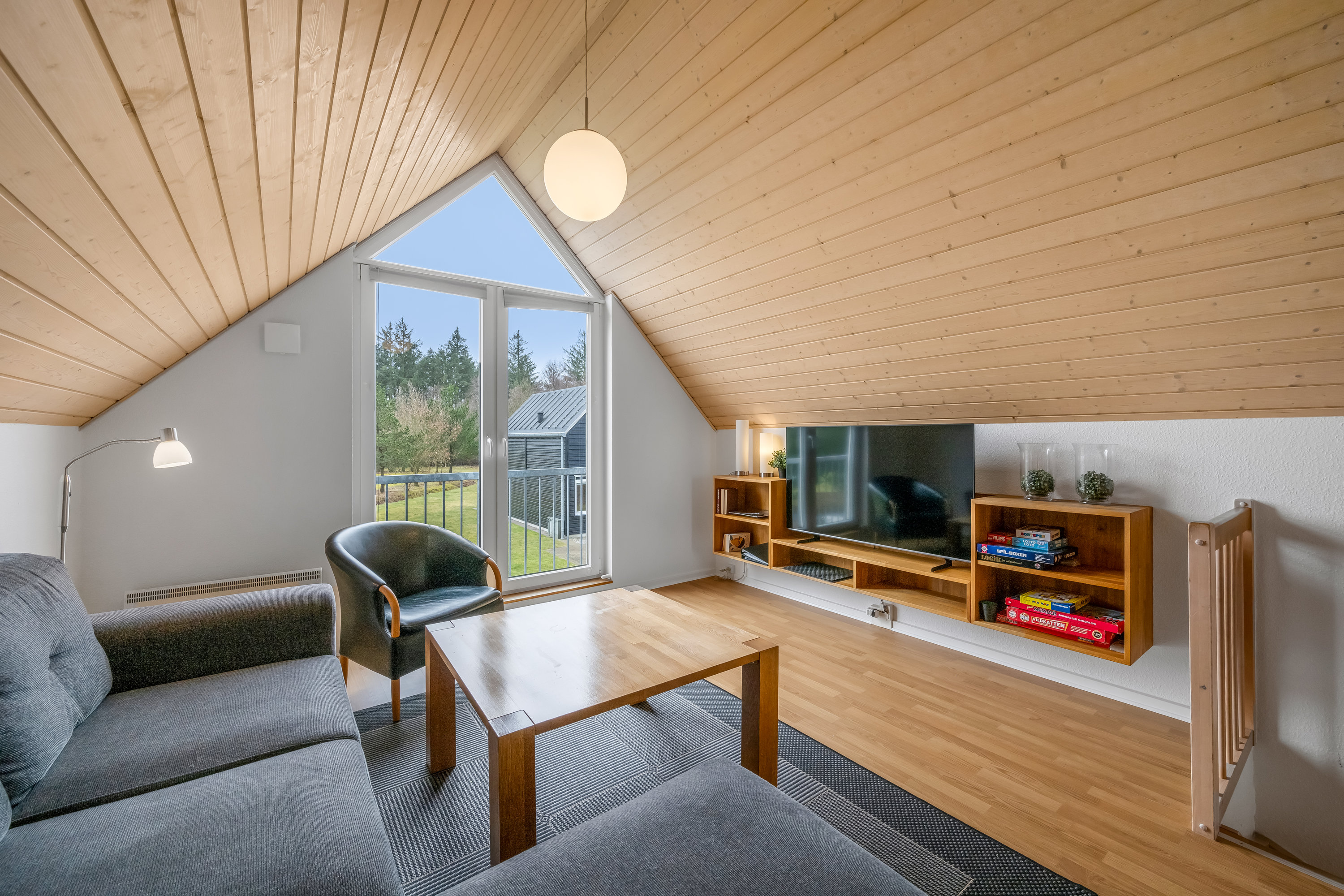 Fremhævet stue billede i fuldskærmstilstand. Billede af Lønne Feriepark 132F, Lønne, 6830 Nørre Nebel