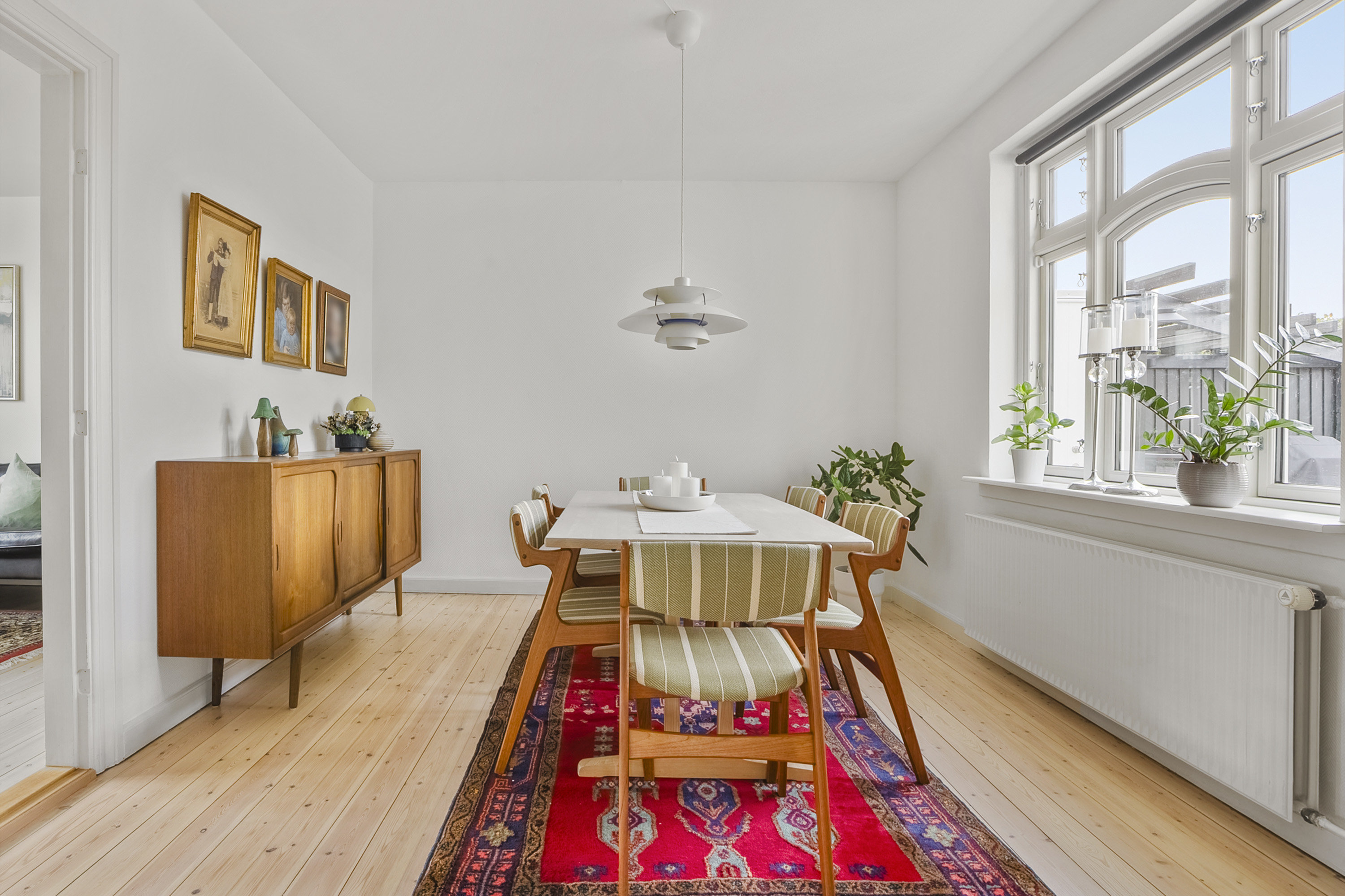 Fremhævet spisestue billede i fuldskærmstilstand. Billede af Fjordvej 92, 5330 Munkebo