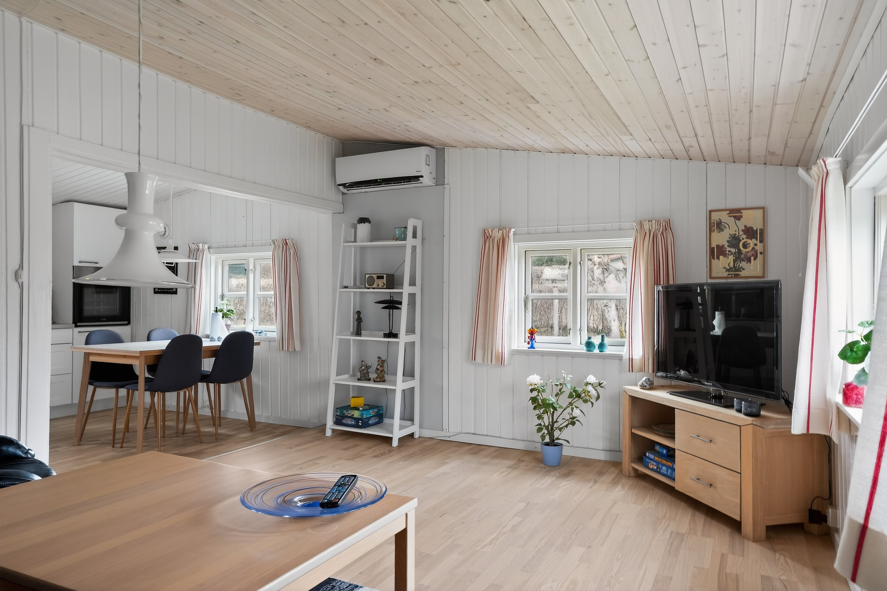 Fremhævet stue billede i fuldskærmstilstand. Billede af Sønderdalen 2, Nyrup, 4500 Nykøbing Sj