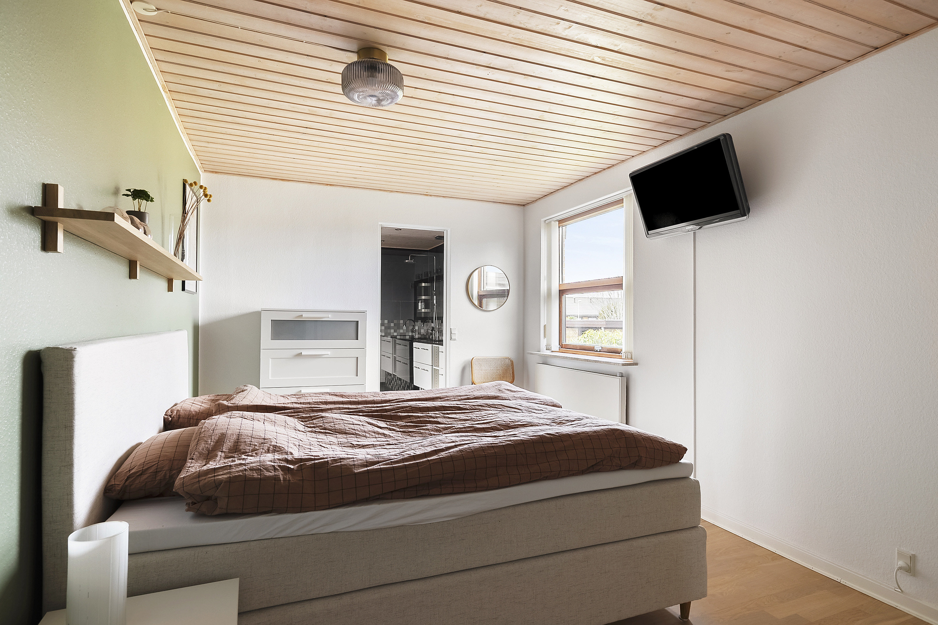 Fremhævet soveværelse billede i fuldskærmstilstand. Billede af Bjertrupvej 24, 8362 Hørning