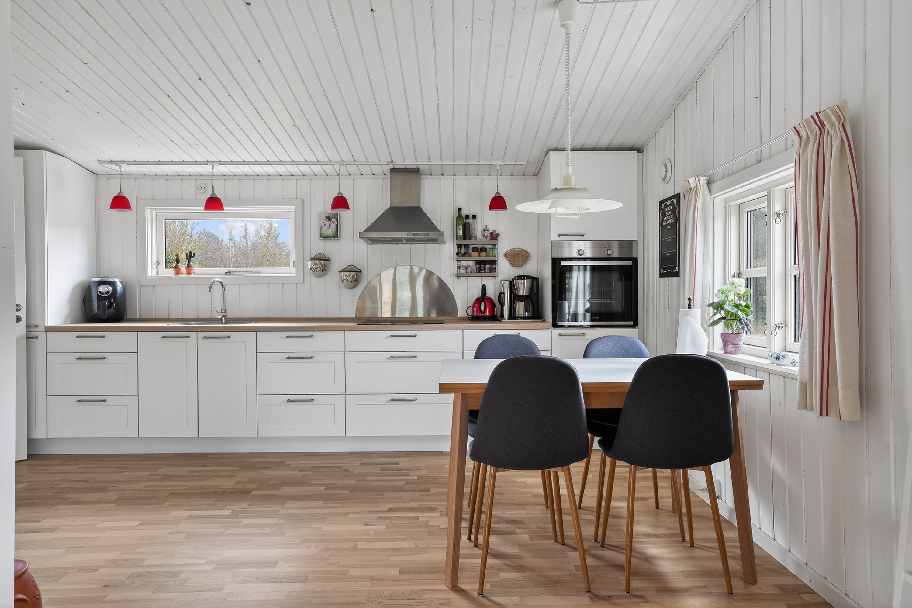 Fremhævet køkken billede i fuldskærmstilstand. Billede af Sønderdalen 2, Nyrup, 4500 Nykøbing Sj