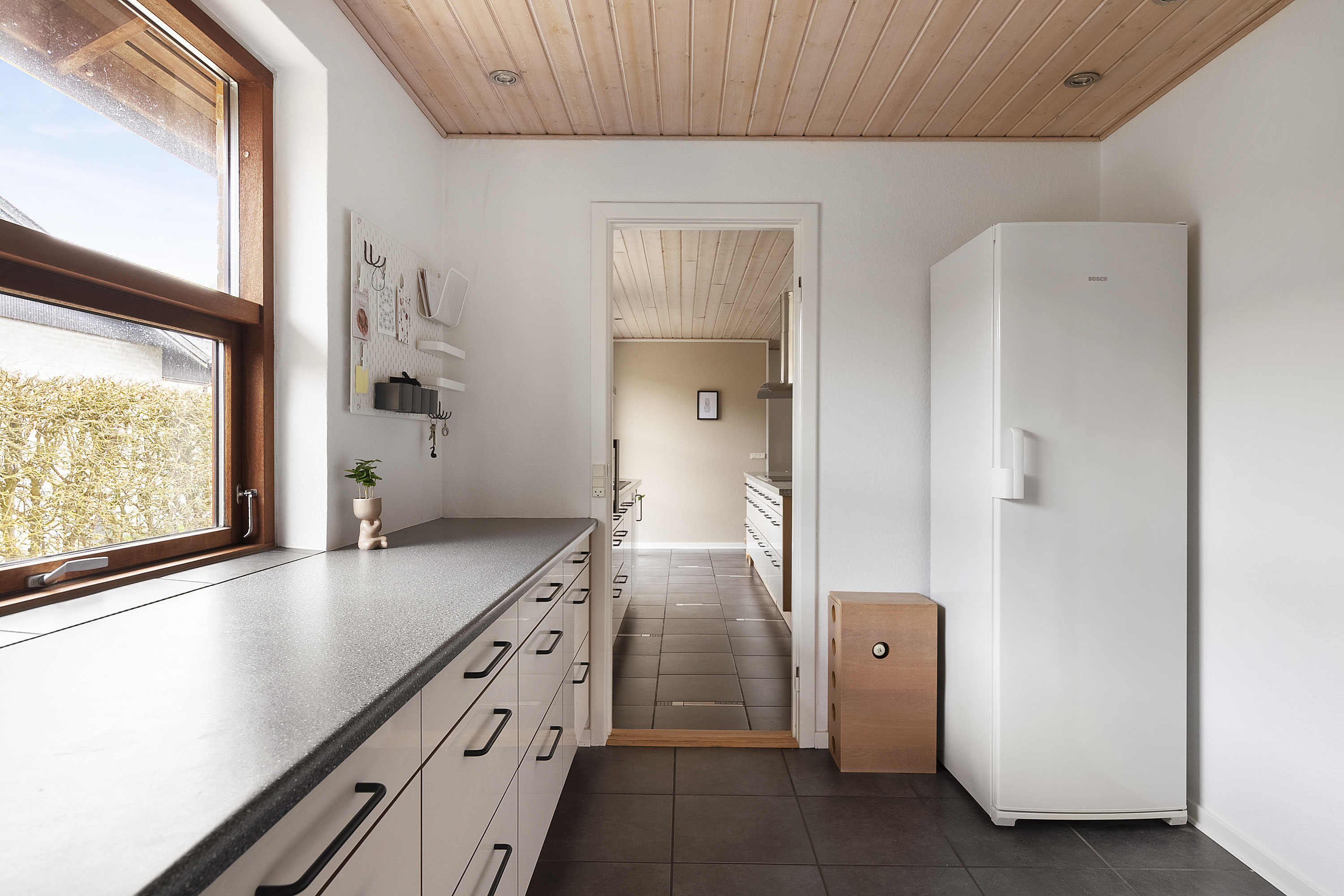 Fremhævet værelse billede i fuldskærmstilstand. Billede af Bjertrupvej 24, 8362 Hørning