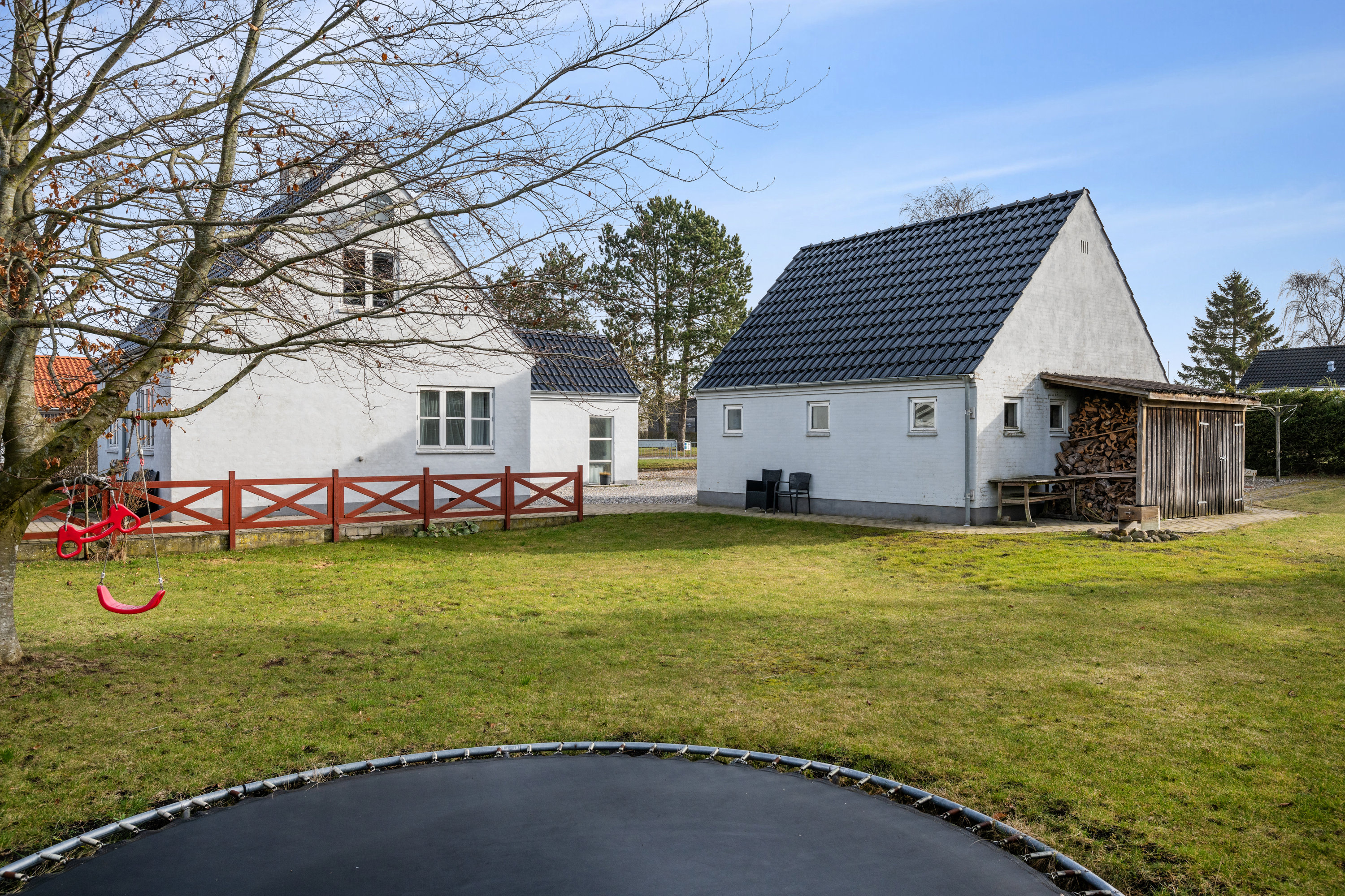 Fremhævet andet billede i fuldskærmstilstand. Billede af Mortensensvej 17, 8963 Auning