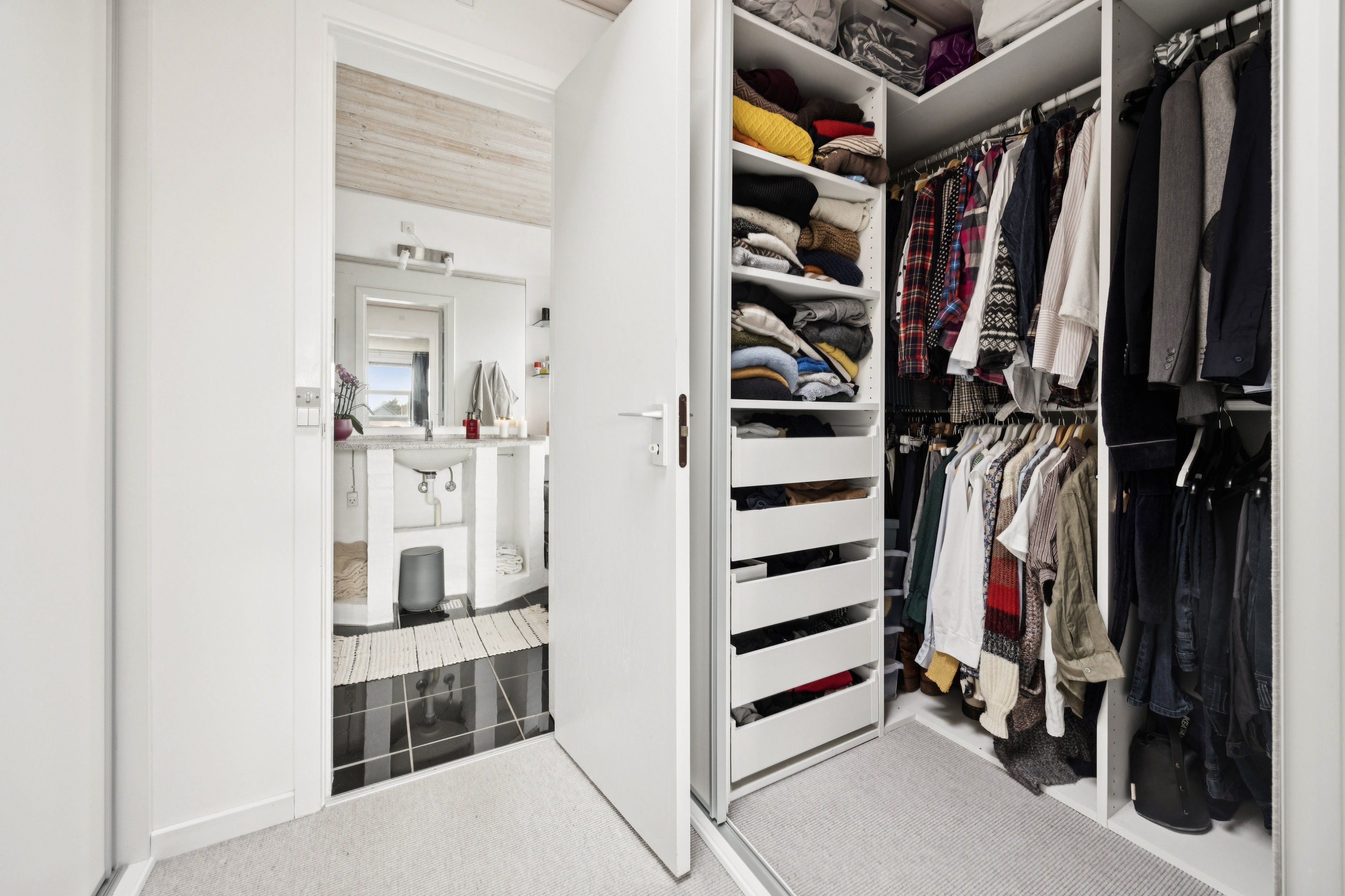 Fremhævet gang billede i fuldskærmstilstand. Billede af Kirkevej 6, Vester Hassing, 9310 Vodskov