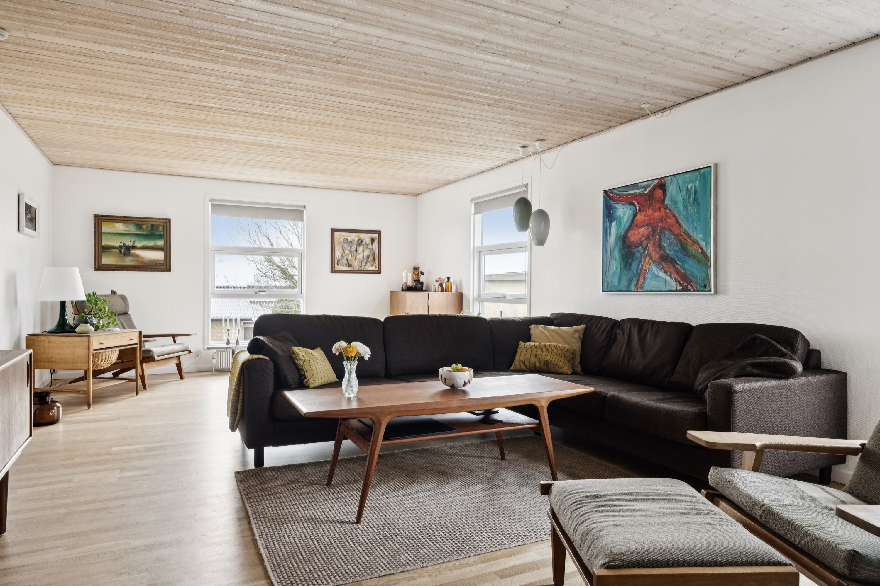 Fremhævet stue billede i fuldskærmstilstand. Billede af Kirkevej 6, Vester Hassing, 9310 Vodskov