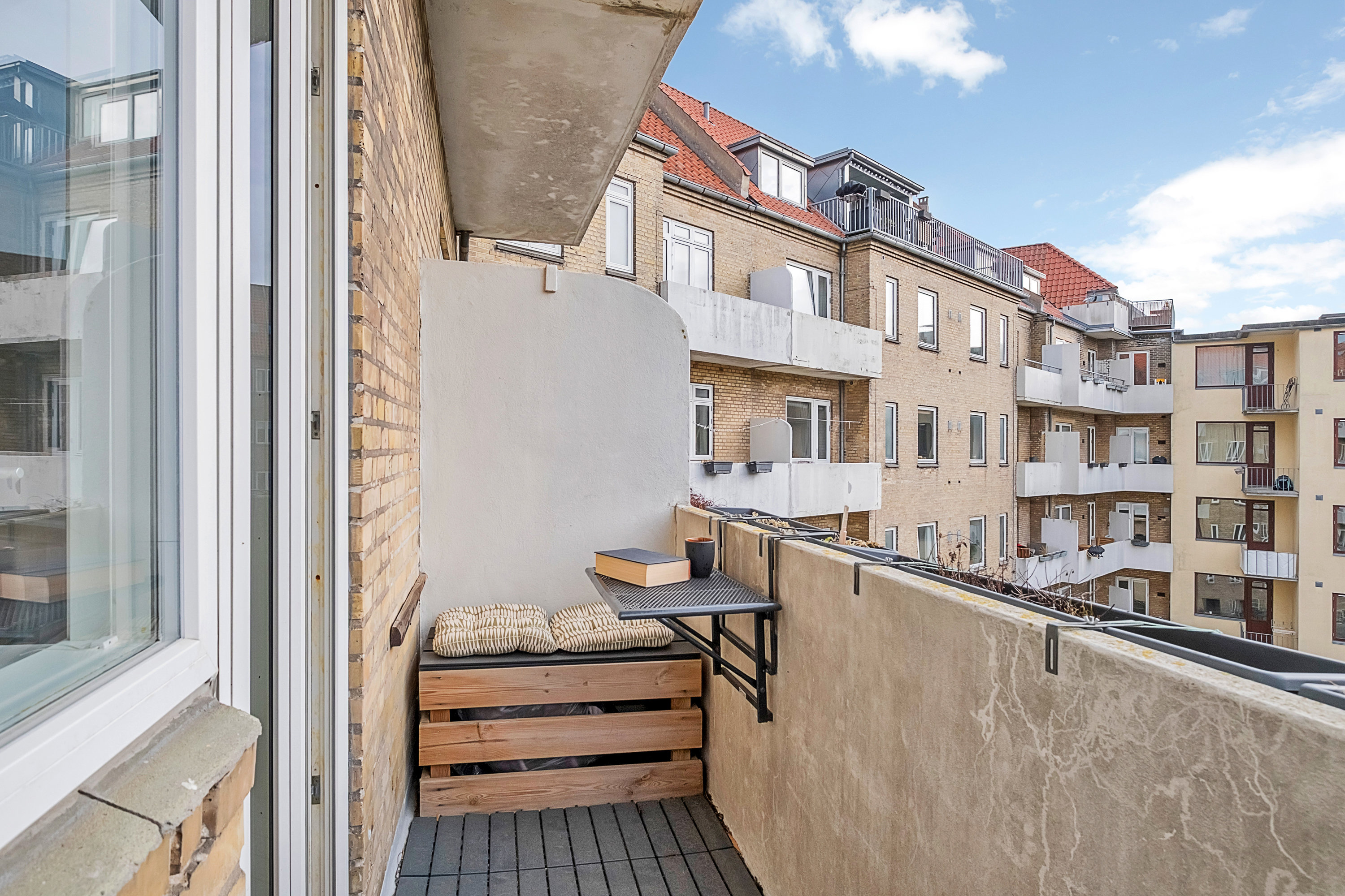 Fremhævet altan billede i fuldskærmstilstand. Billede af Skanderborgvej 1, 3. tv., 8000 Aarhus C