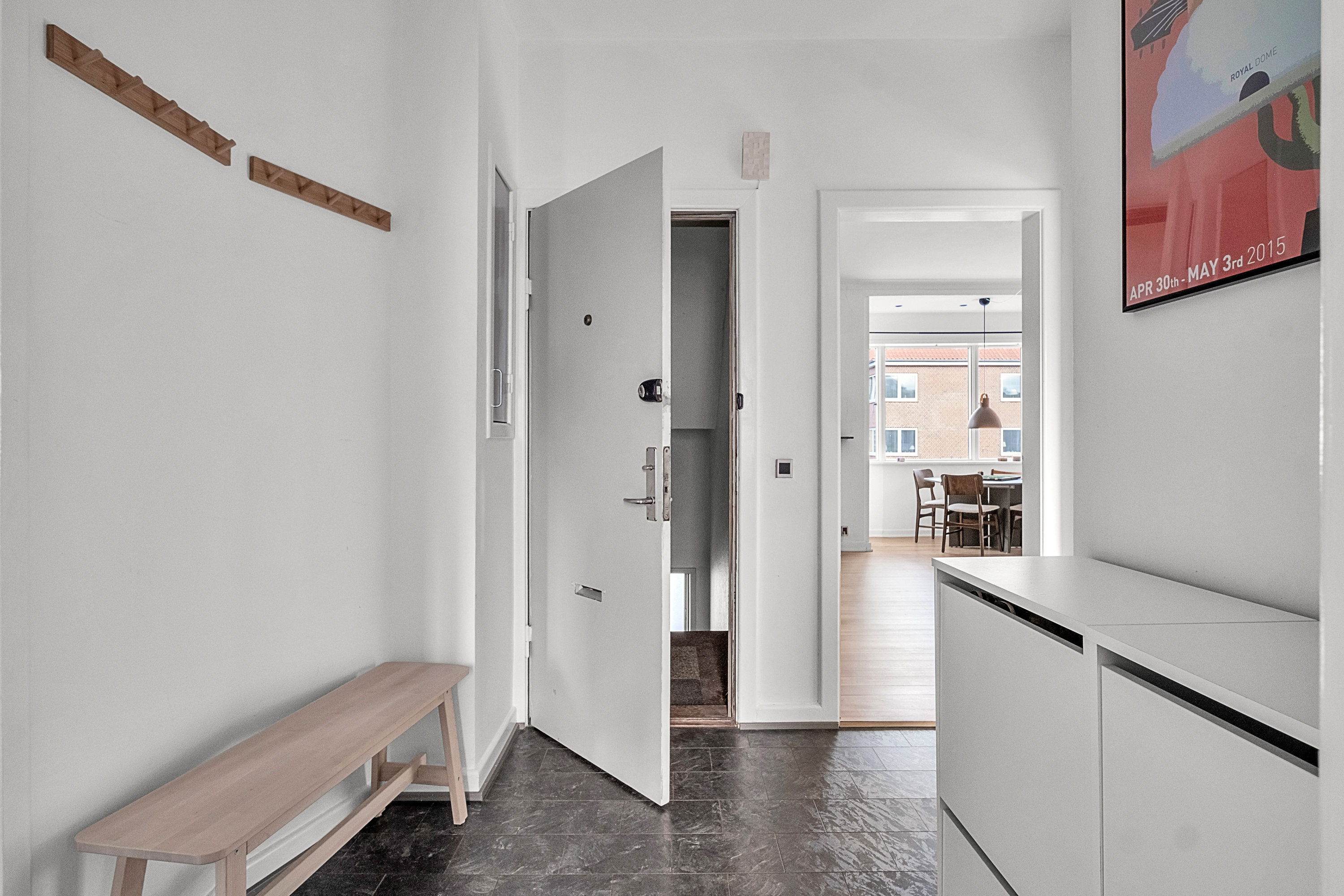 Fremhævet entré billede i fuldskærmstilstand. Billede af Skanderborgvej 1, 3. tv., 8000 Aarhus C