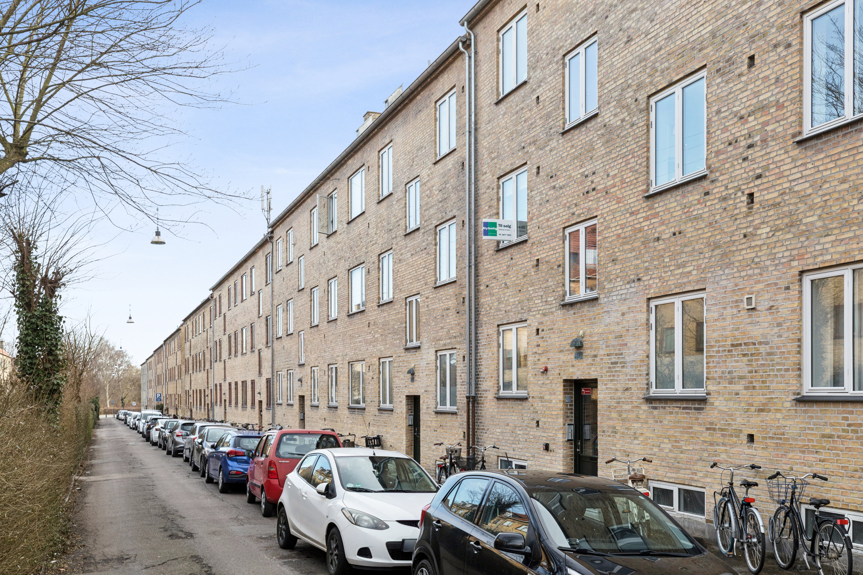 Fremhævet andet billede i fuldskærmstilstand. Billede af Langdraget 29, 1. tv., 2720 Vanløse