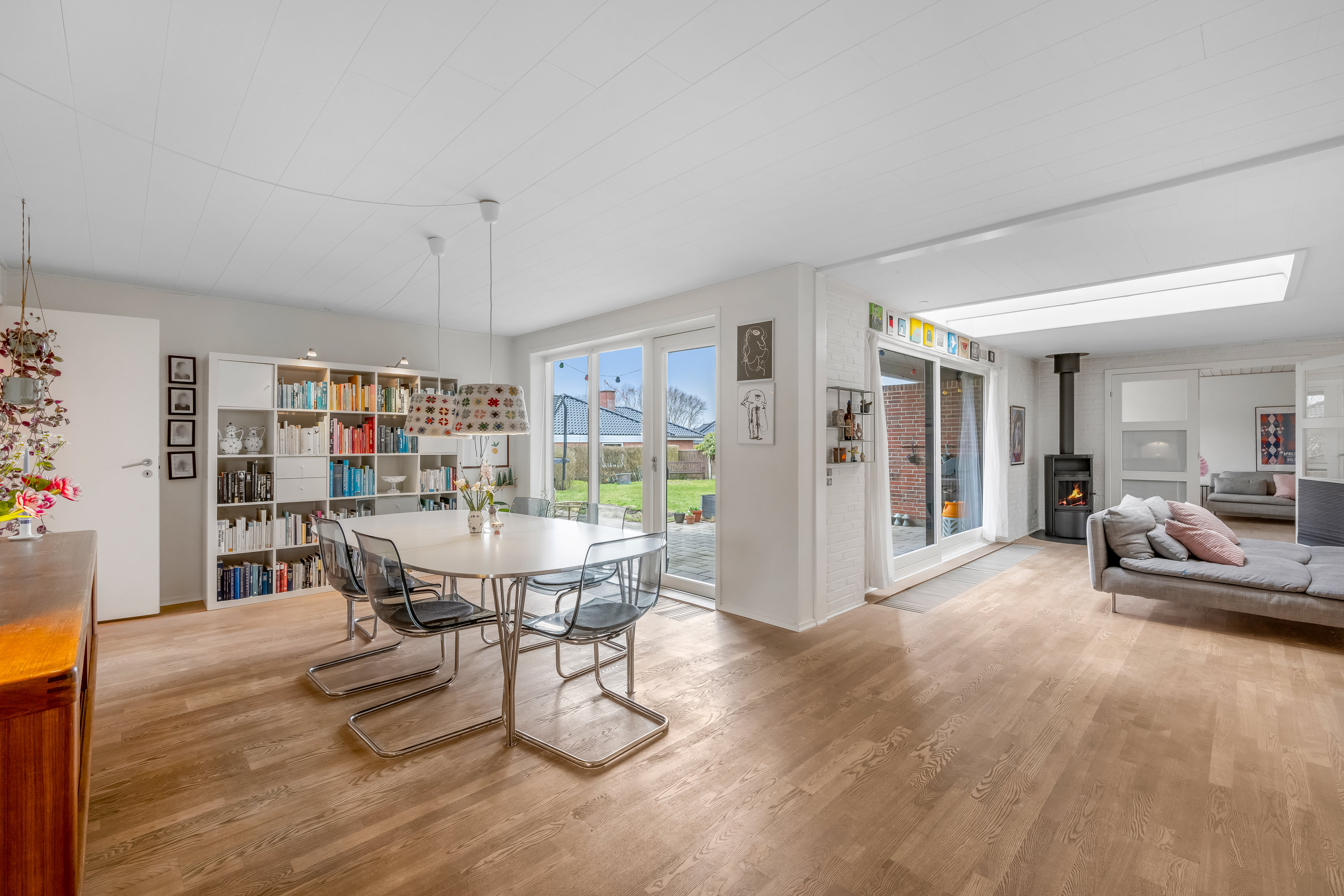 Fremhævet andet billede i fuldskærmstilstand. Billede af Blomstervænget 26, Rindum, 6950 Ringkøbing