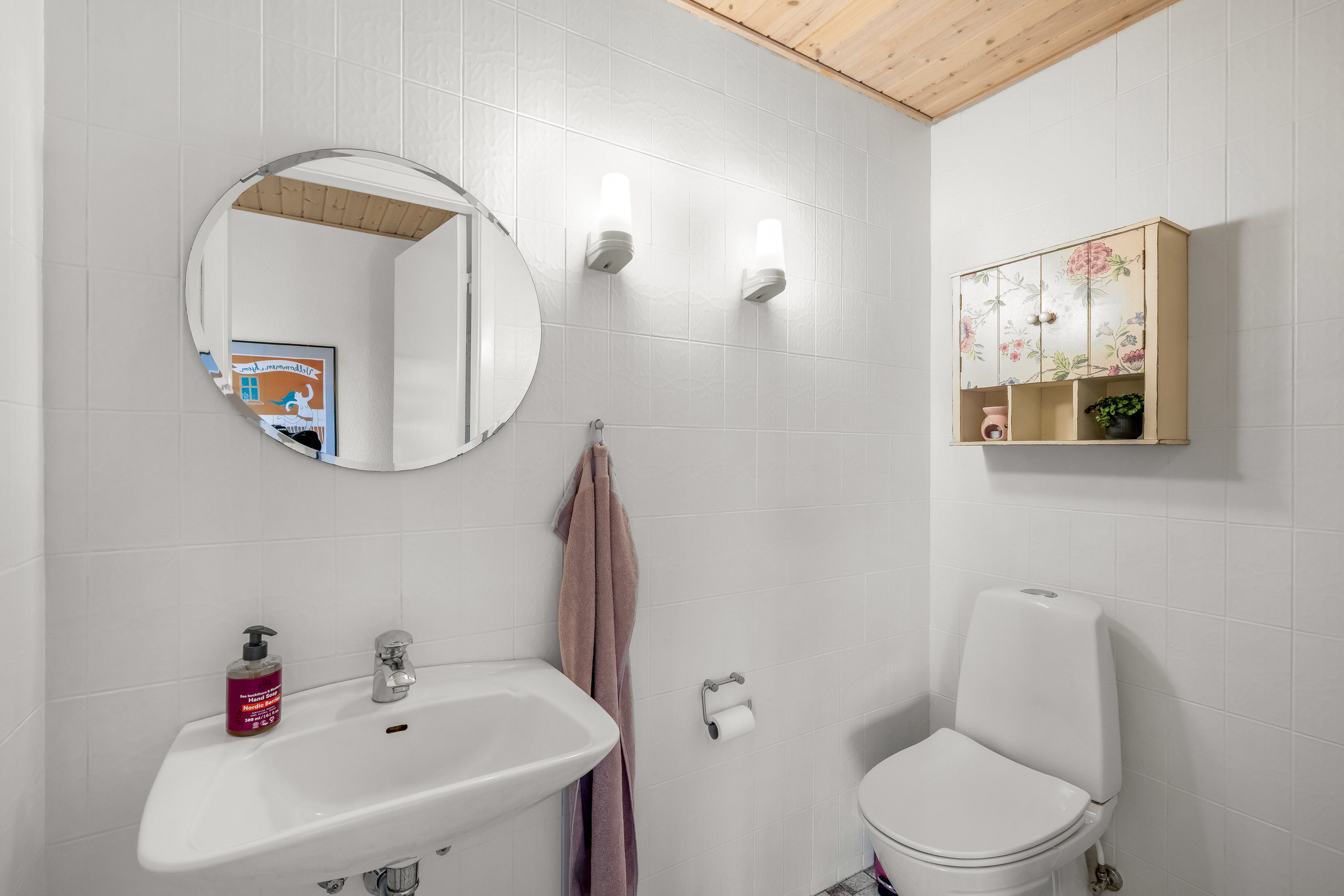 Fremhævet andet billede i fuldskærmstilstand. Billede af Blomstervænget 26, Rindum, 6950 Ringkøbing