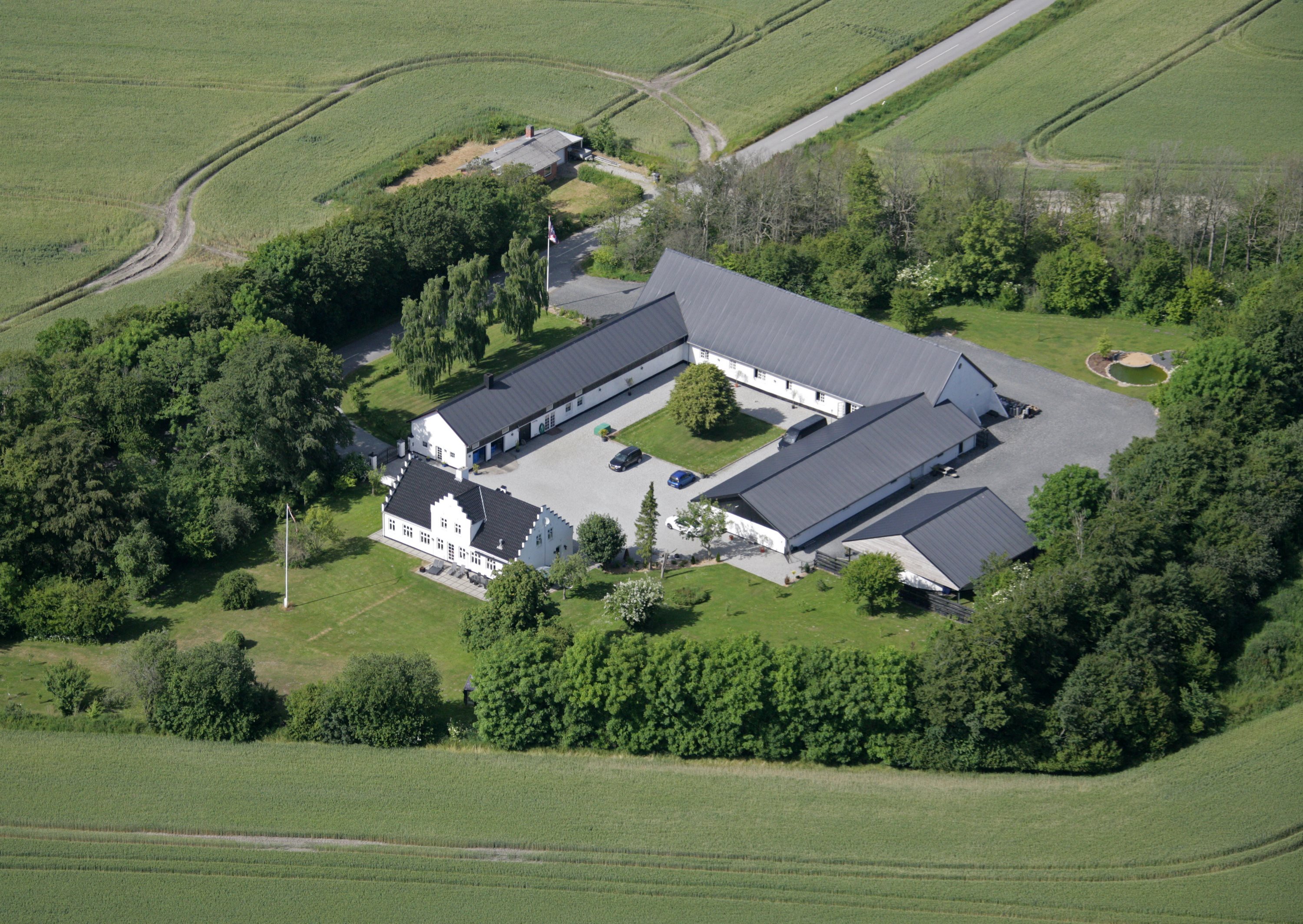 Fremhævet  billede i fuldskærmstilstand. Billede af Brorholtvej 70, 9430 Vadum