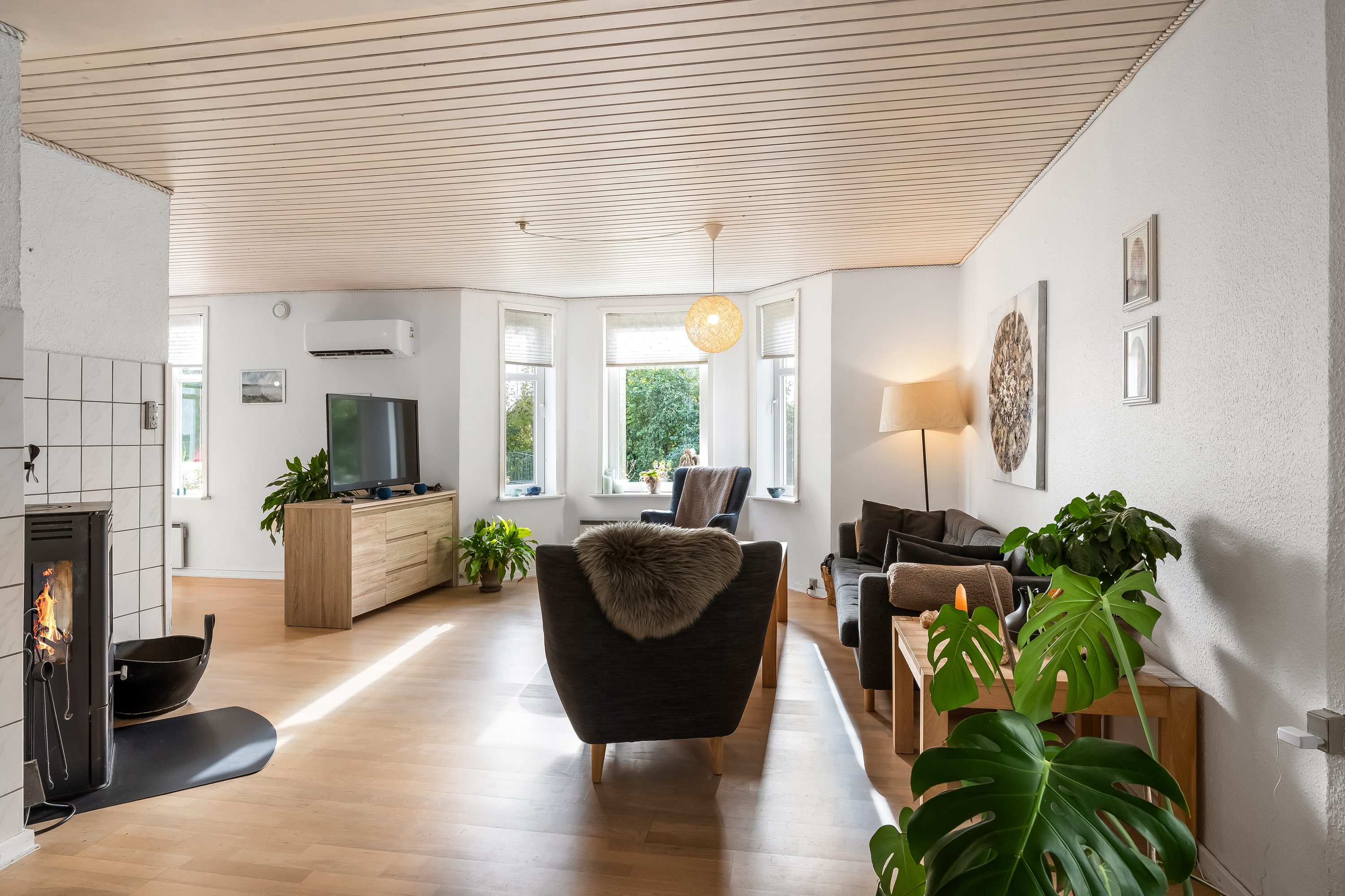 Fremhævet  billede i fuldskærmstilstand. Billede af Stationsvej 12, Spandet, 6760 Ribe