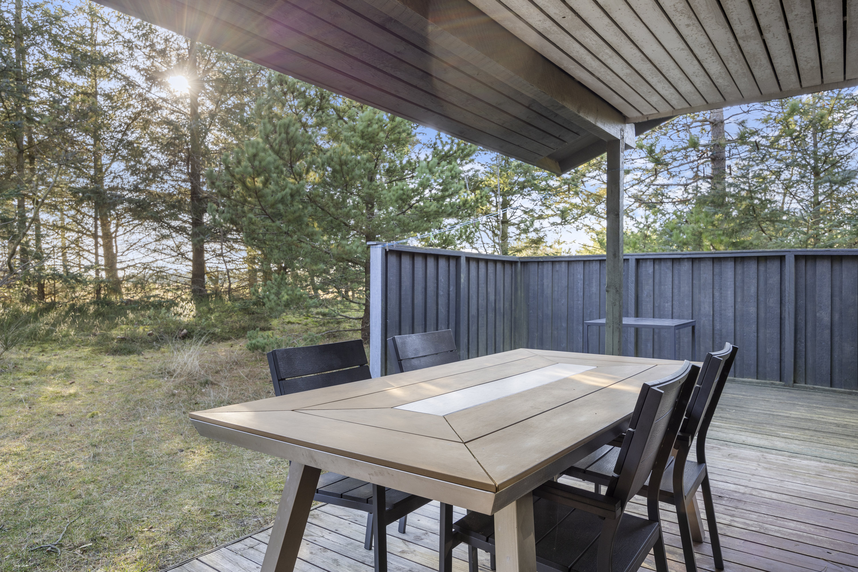 Fremhævet  billede i fuldskærmstilstand. Billede af Kirstinevej 36, Bjerregaard, 6960 Hvide Sande