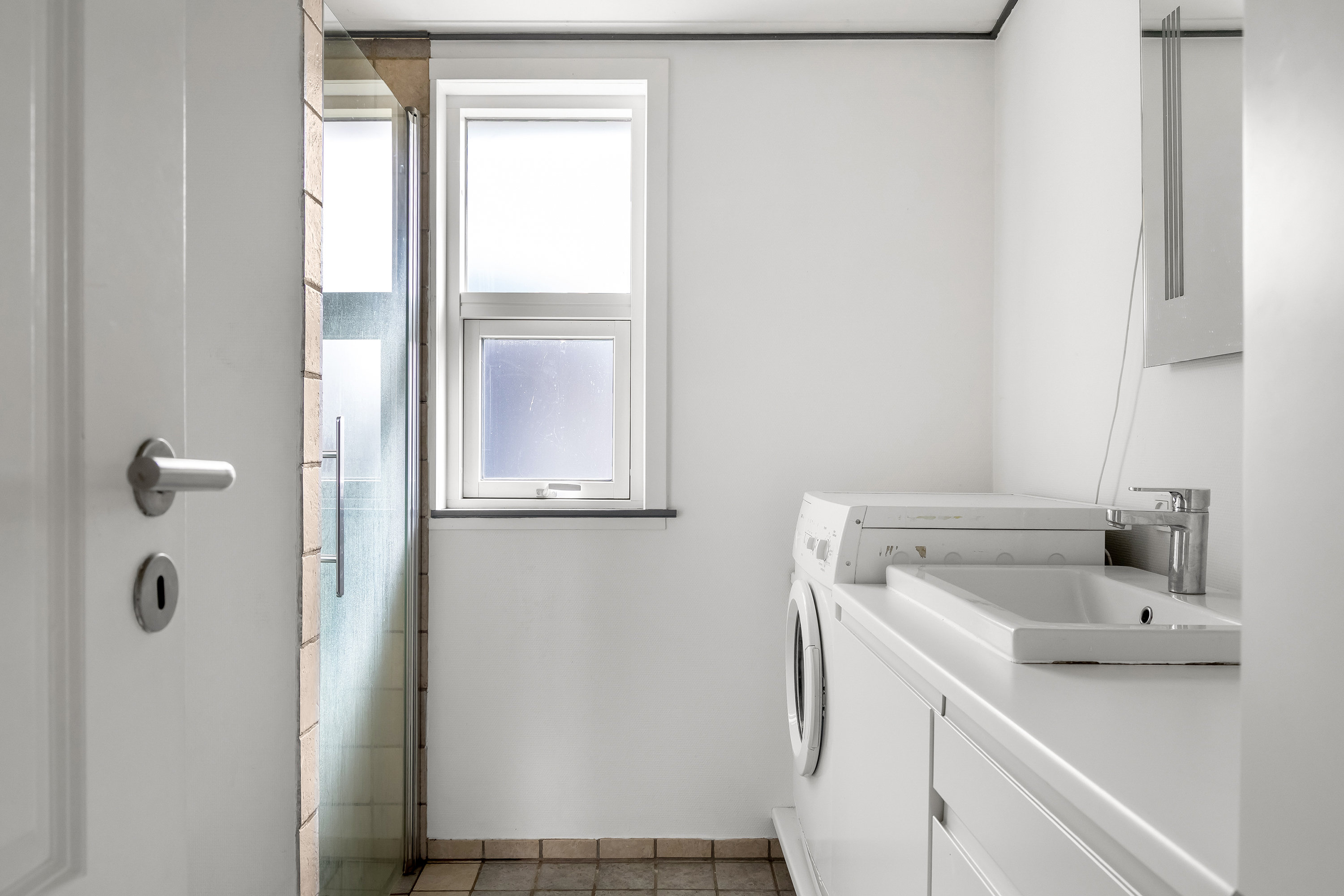 Fremhævet badeværelse billede i fuldskærmstilstand. Billede af Gammel Kulhusvej 56, Skoven, 3630 Jægerspris