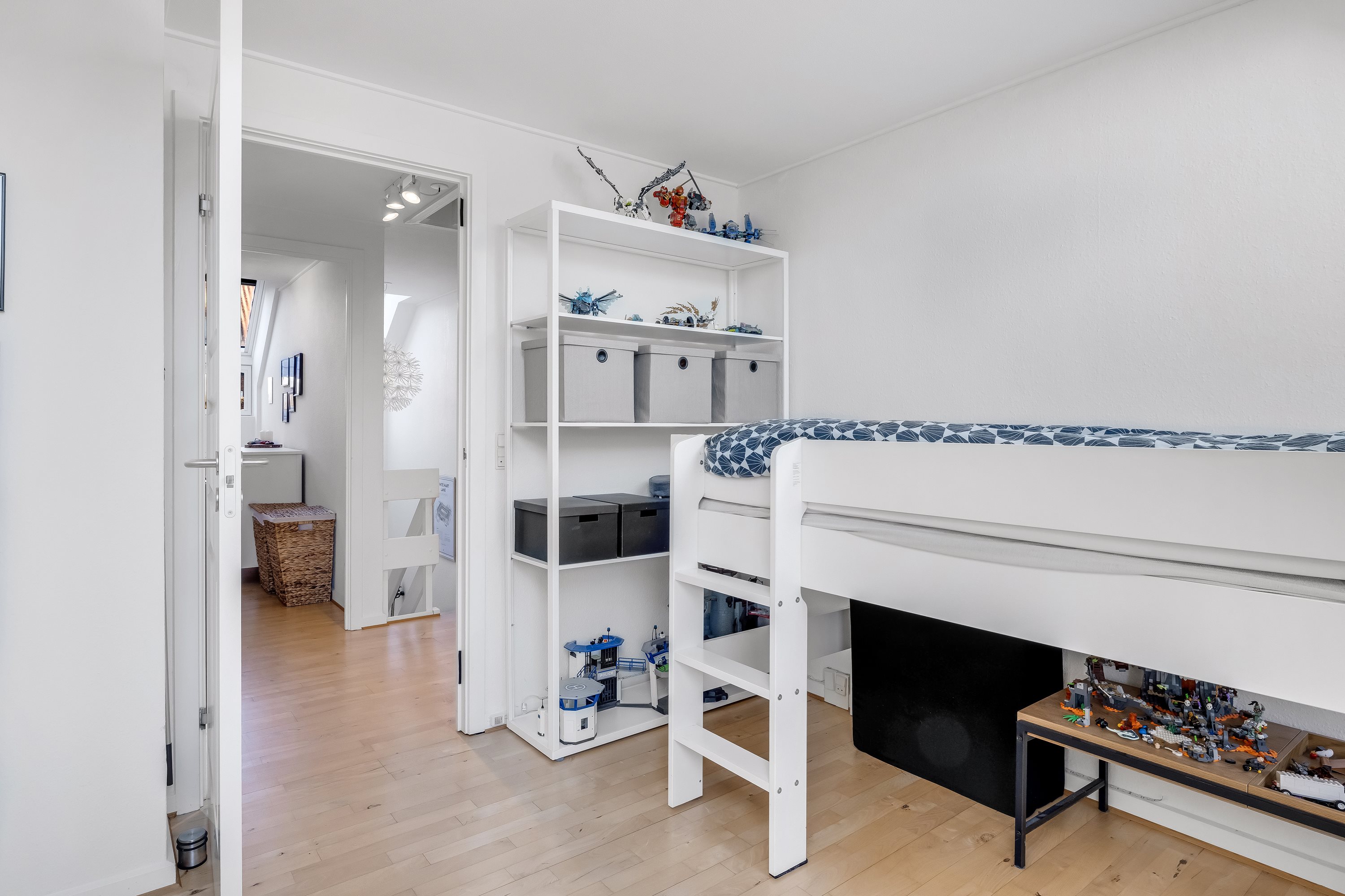 Fremhævet værelse billede i fuldskærmstilstand. Billede af Søskrænten 54, Stavtrup, 8260 Viby J