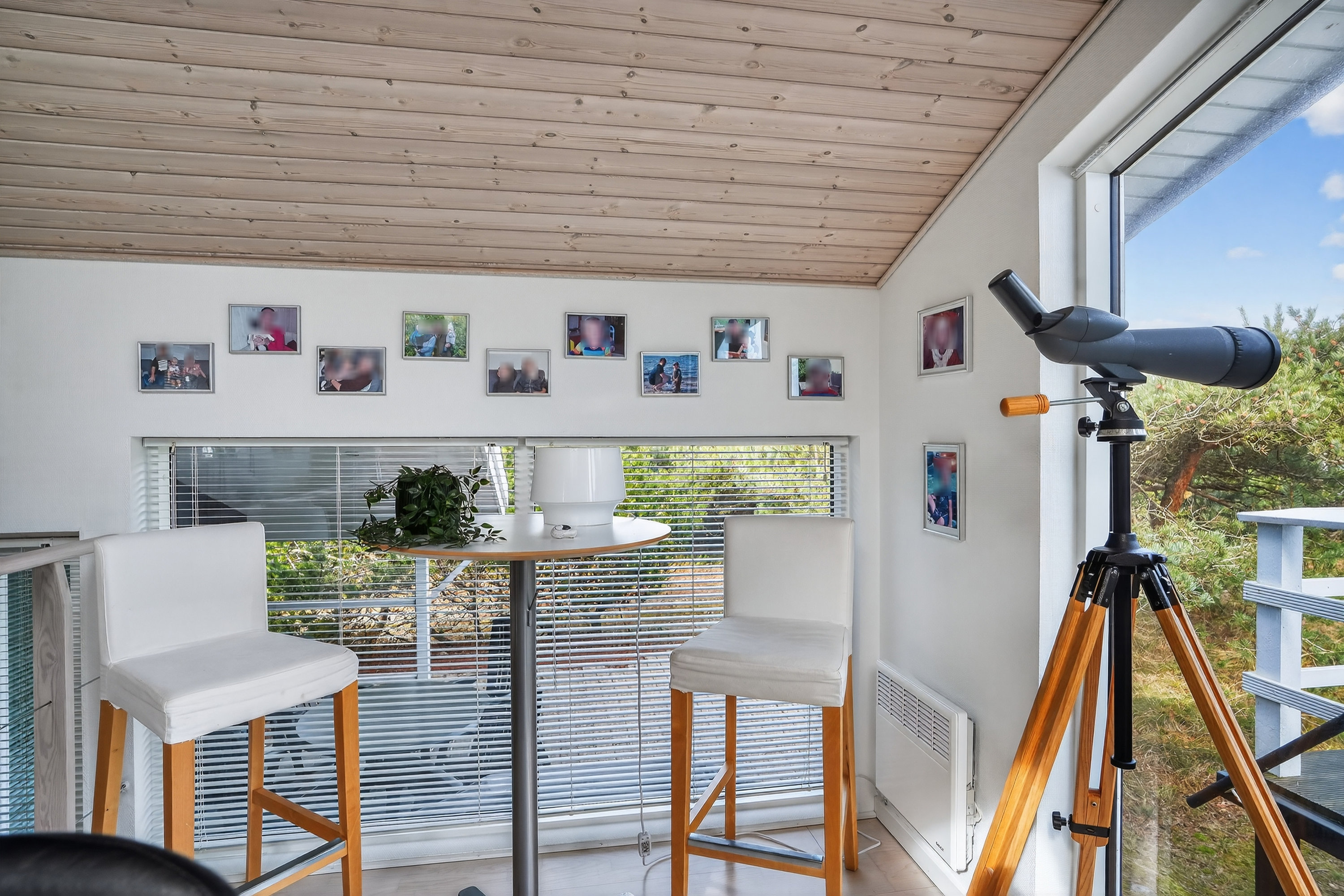 Fremhævet stue billede i fuldskærmstilstand. Billede af Klitrosevej 24, Yderby Lyng, 4583 Sjællands Odde