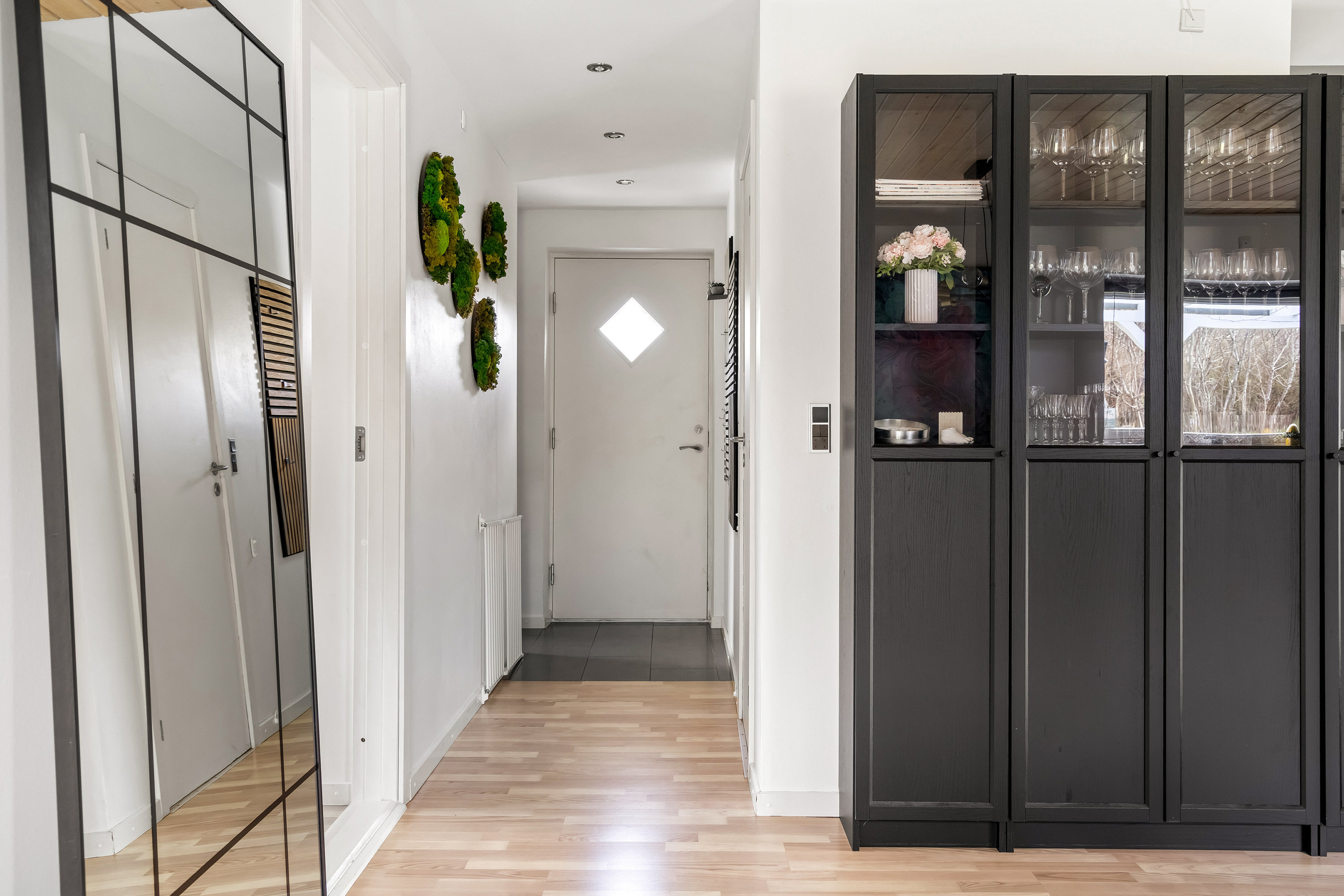 Fremhævet entré billede i fuldskærmstilstand. Billede af Birkeengen 42, 4040 Jyllinge