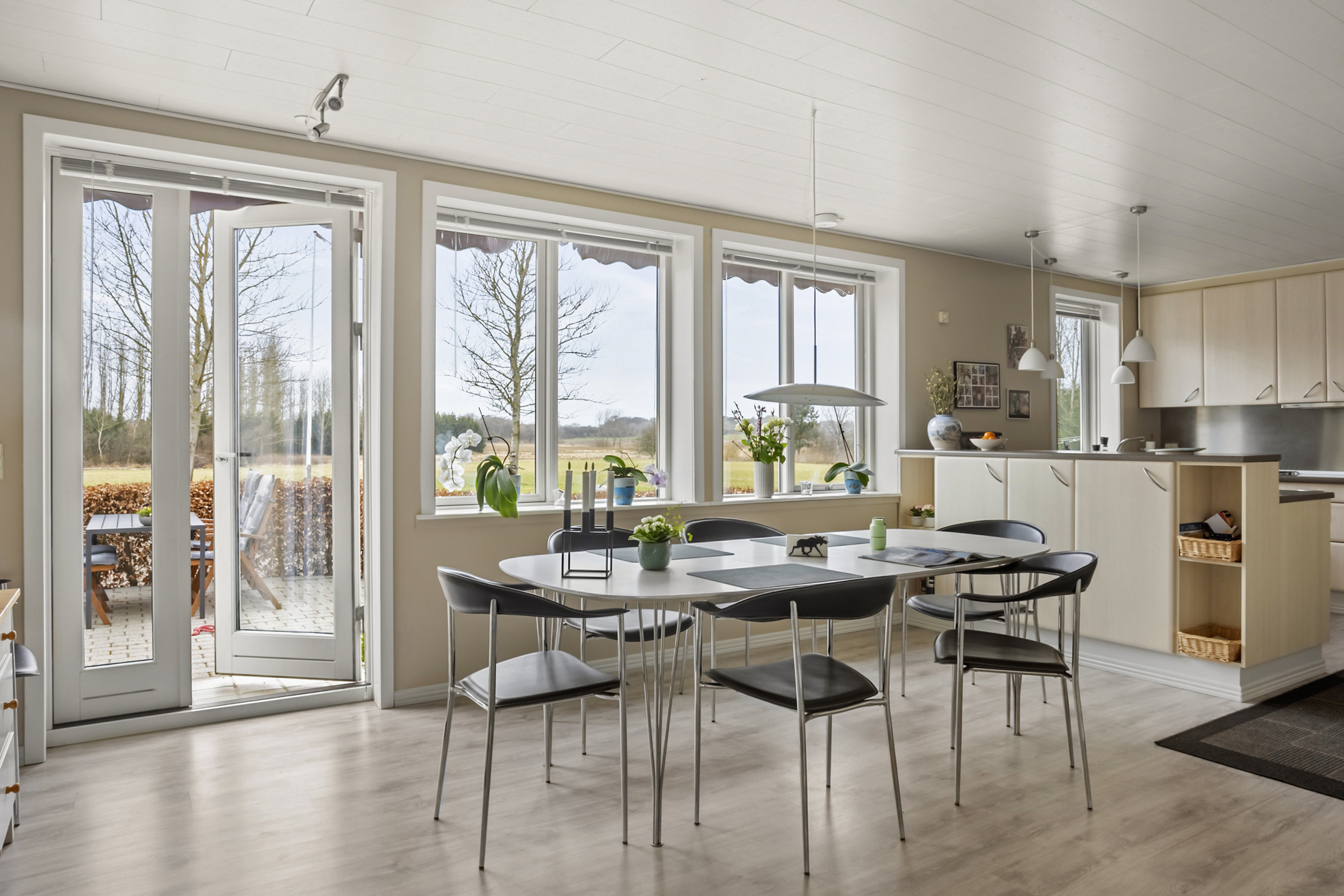 Fremhævet spisestue billede i fuldskærmstilstand. Billede af Klostergade 16, 6622 Bække