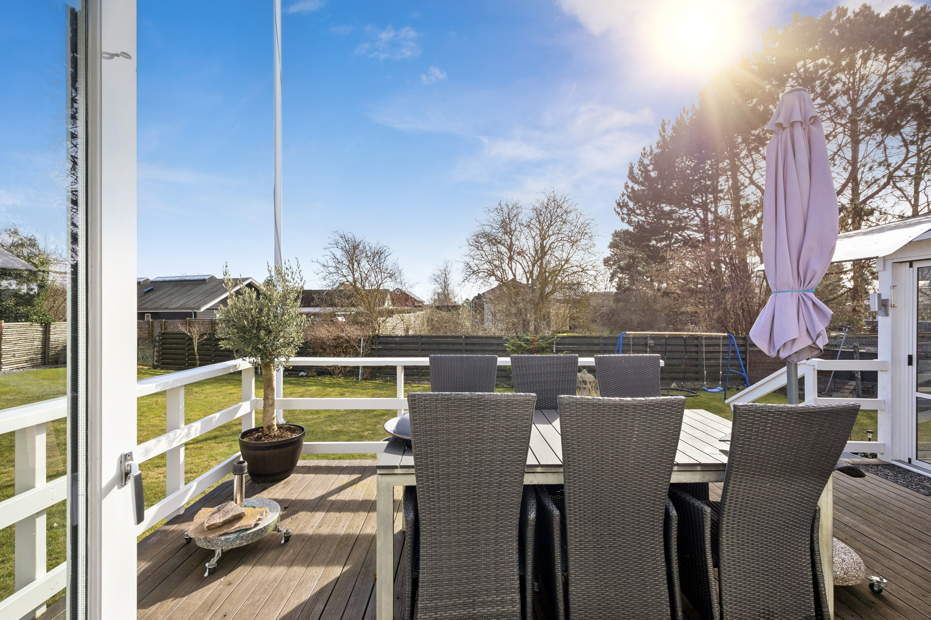 Fremhævet terrasse billede i fuldskærmstilstand. Billede af Langager 25, 4673 Rødvig Stevns